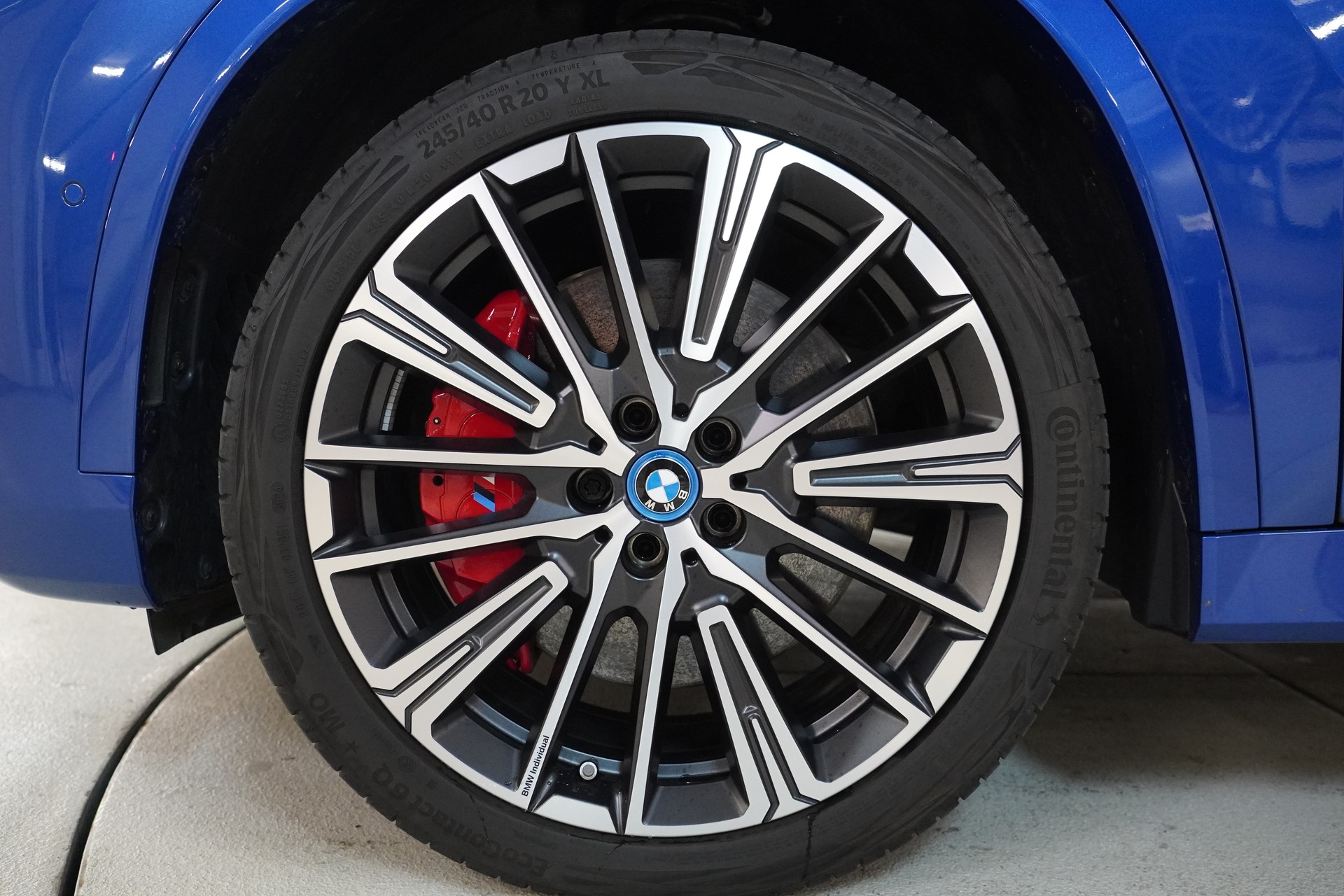 BMW iX1 xDrive 30 M Sport Pro-image-10
