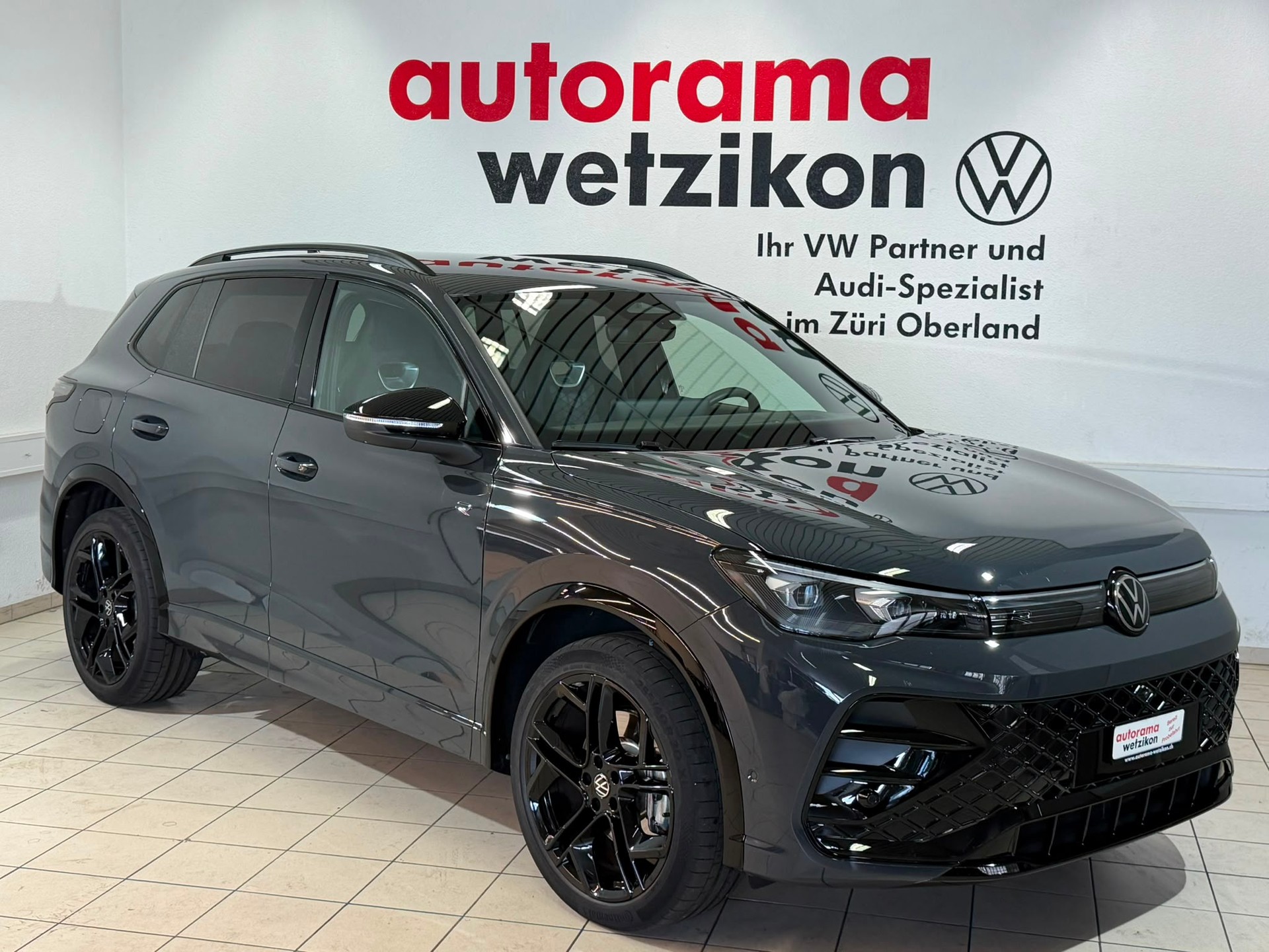 VW Tiguan 2.0 TSI DSG R-Line United 4Motion-image-0