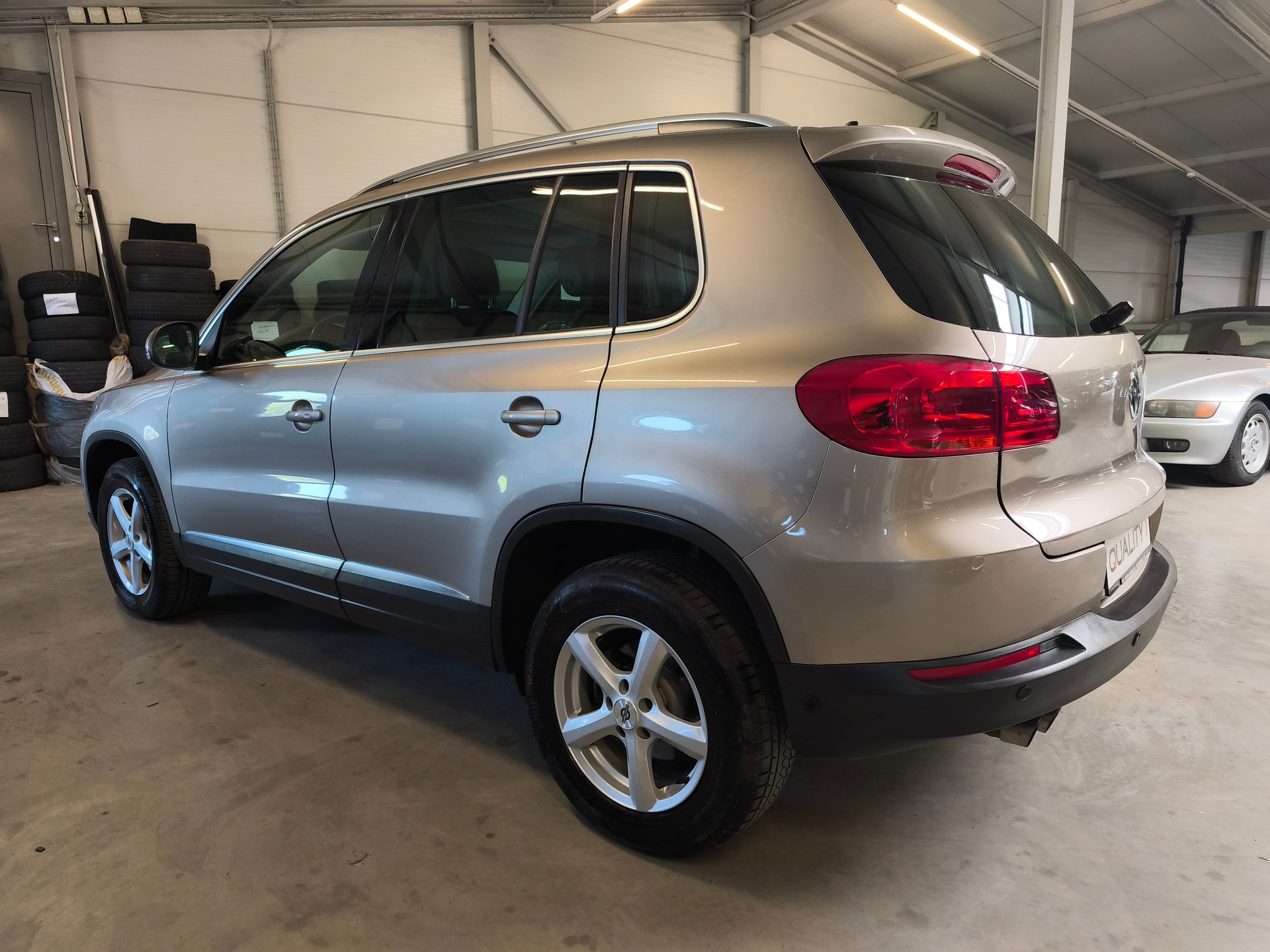VW Tiguan 2.0 TDI BlueMotion Sport&Style 4Motion DSG-image-4