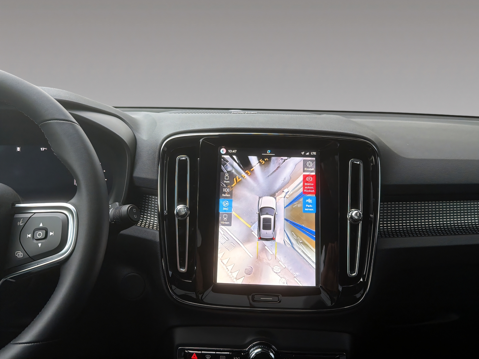 VOLVO EX40 Twin XCENTRIC Edition AWD-image-14