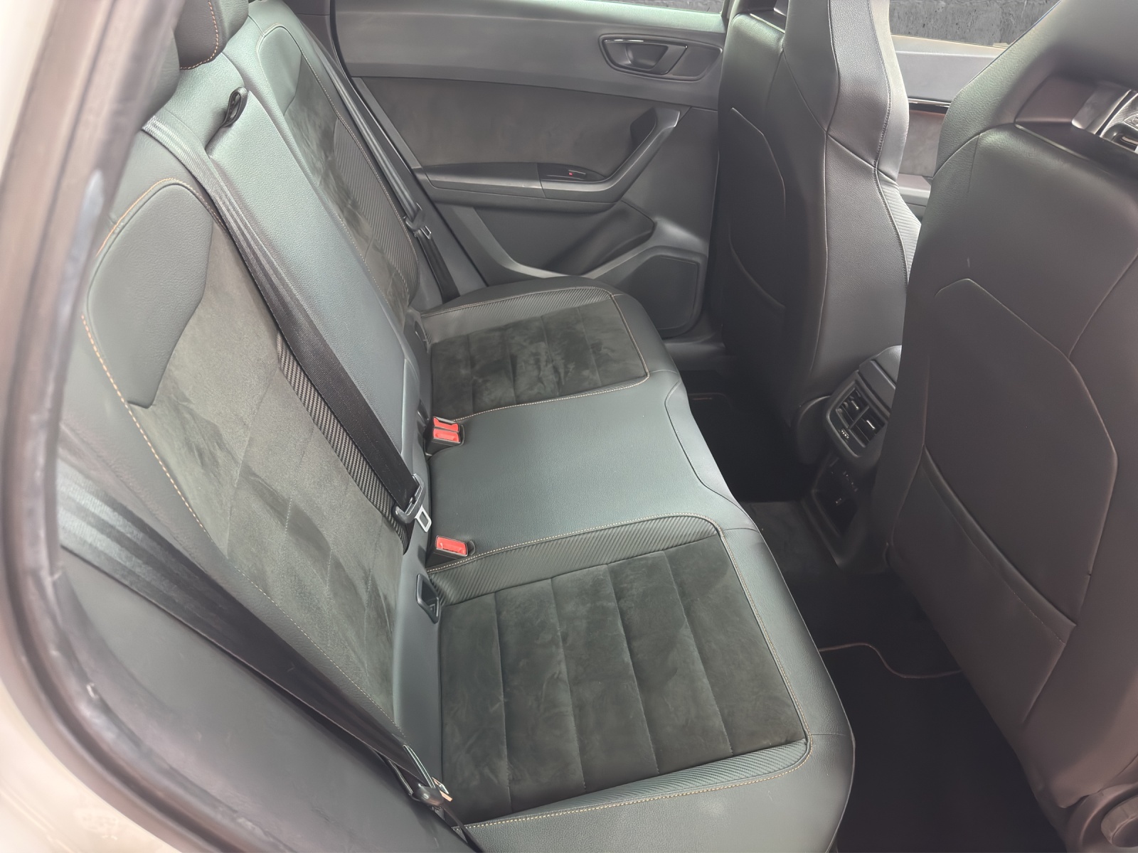 CUPRA Ateca 2.0TSI 4Drive DSG-image-12