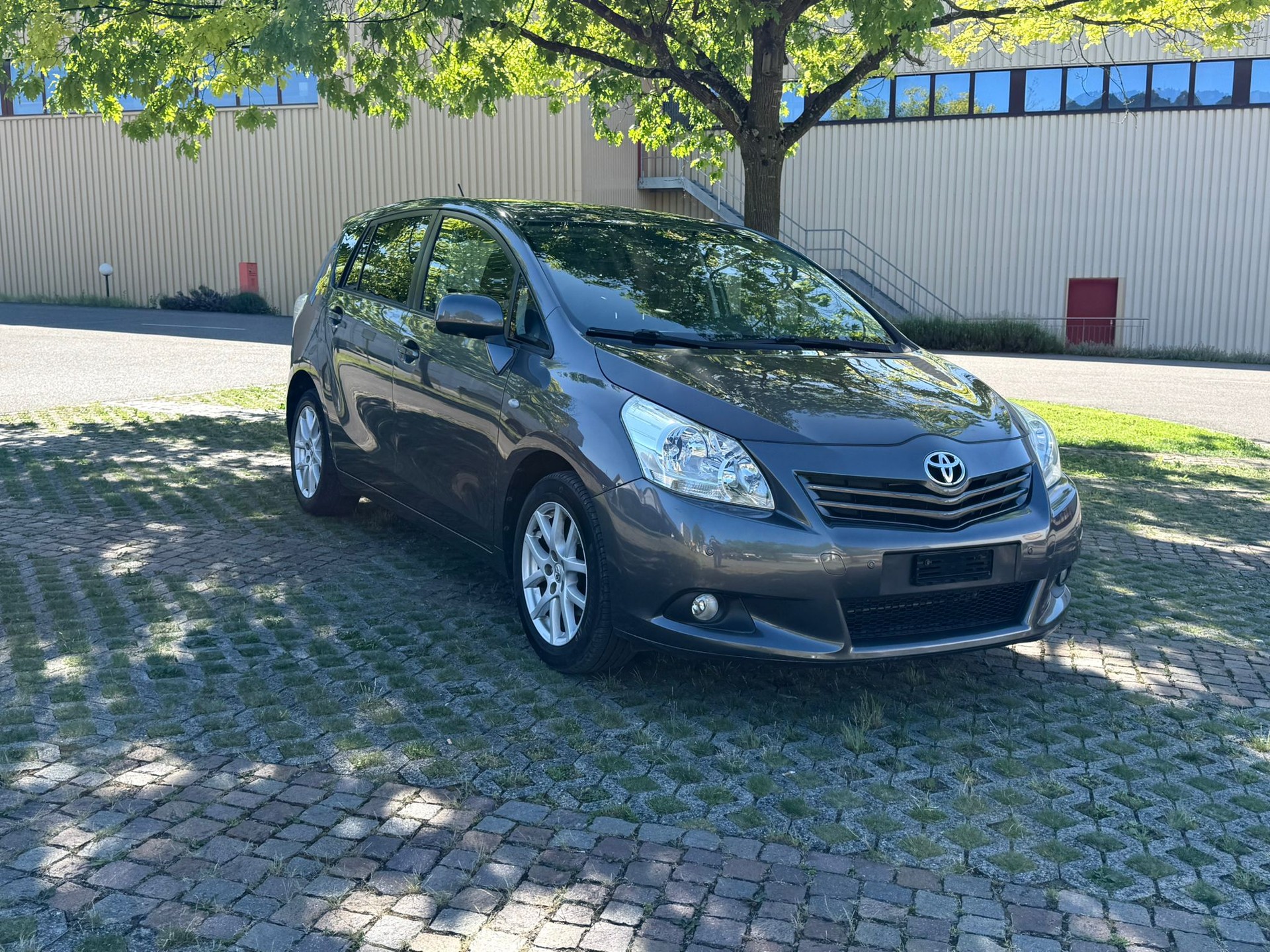 TOYOTA Verso 1.8 Linea Sol Premium