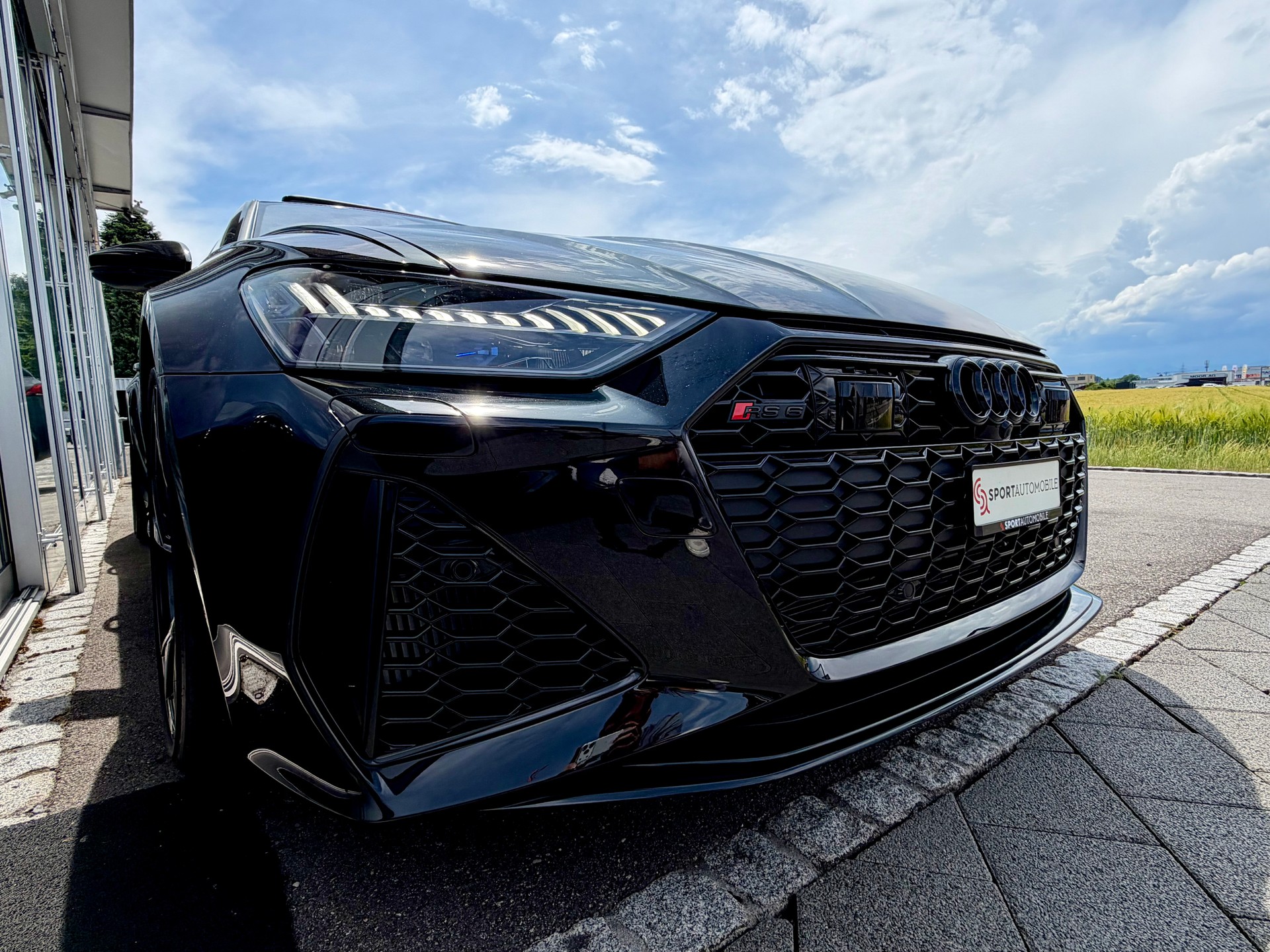 AUDI RS6 Avant 4.0 TFSI V8 quattro-image-6