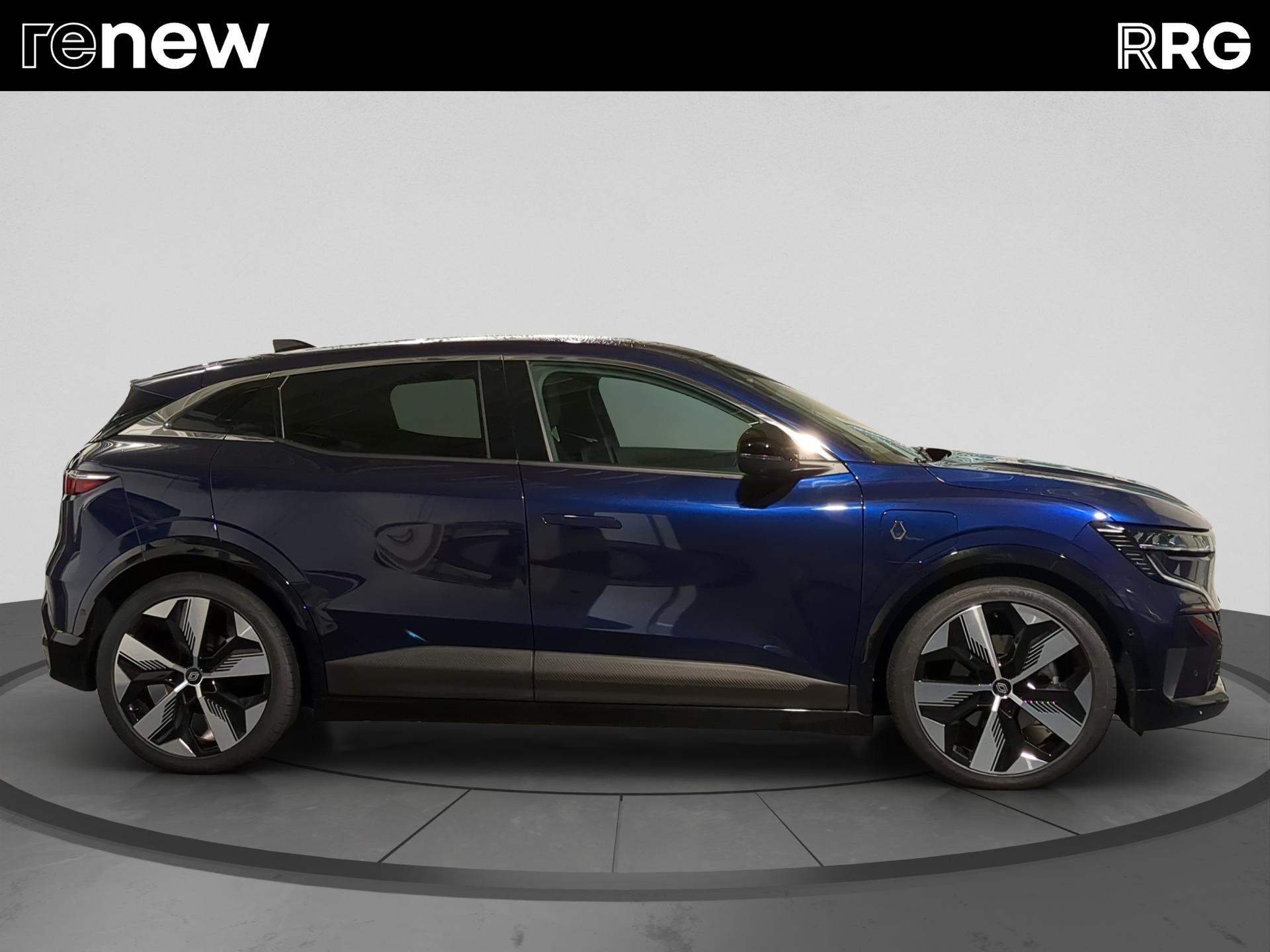 RENAULT Mégane E-TECH EV60 Techno-showroom-element-1