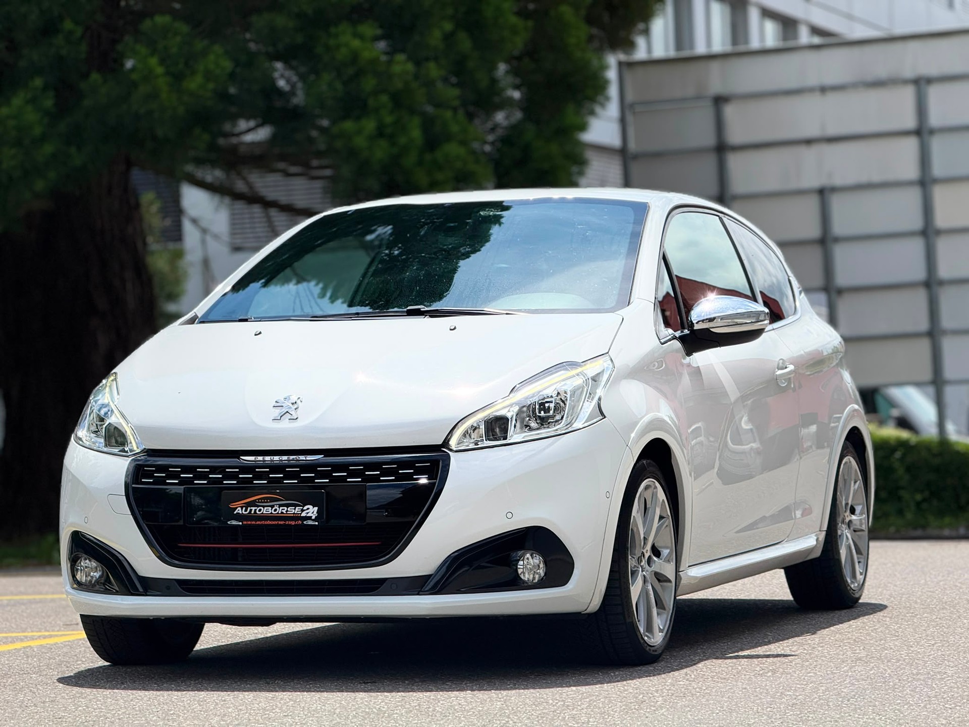 PEUGEOT 208 1.6 Turbo GTi-image-0