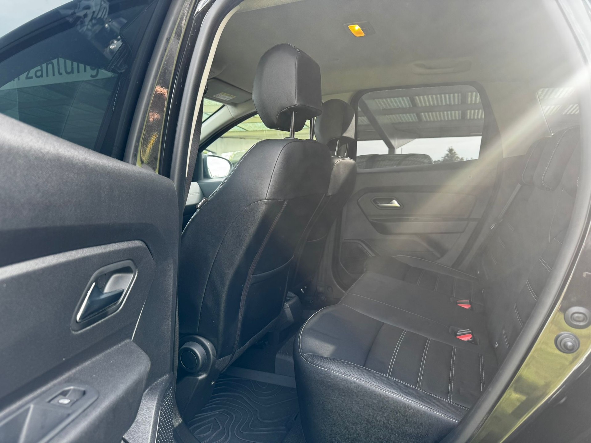 DACIA Duster dCi 110 Prestige 4x2 EDC-image-11