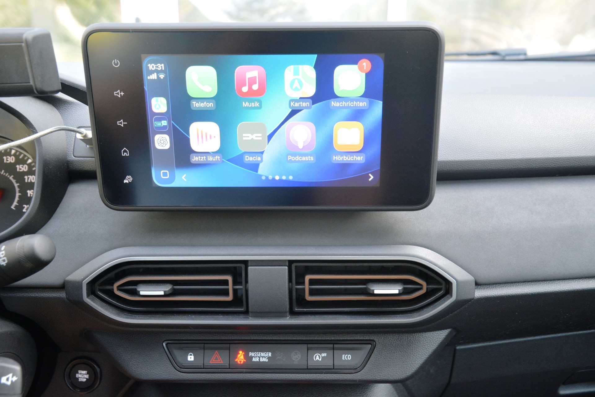 DACIA Sandero Stepway TCe 90 Extreme+ CVT-image-8