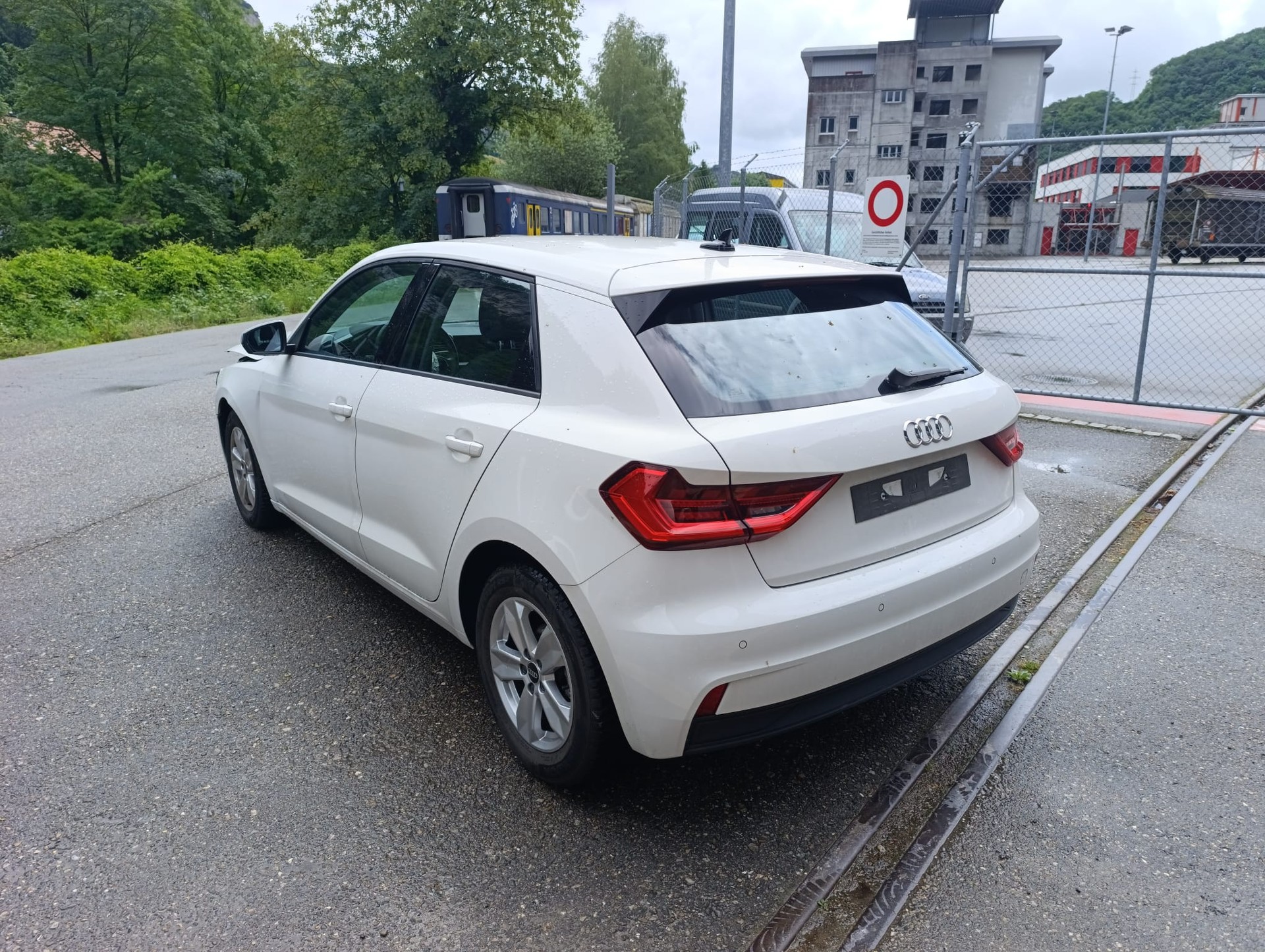 AUDI A1 Sportback 30 TFSI S-tronic-image-2