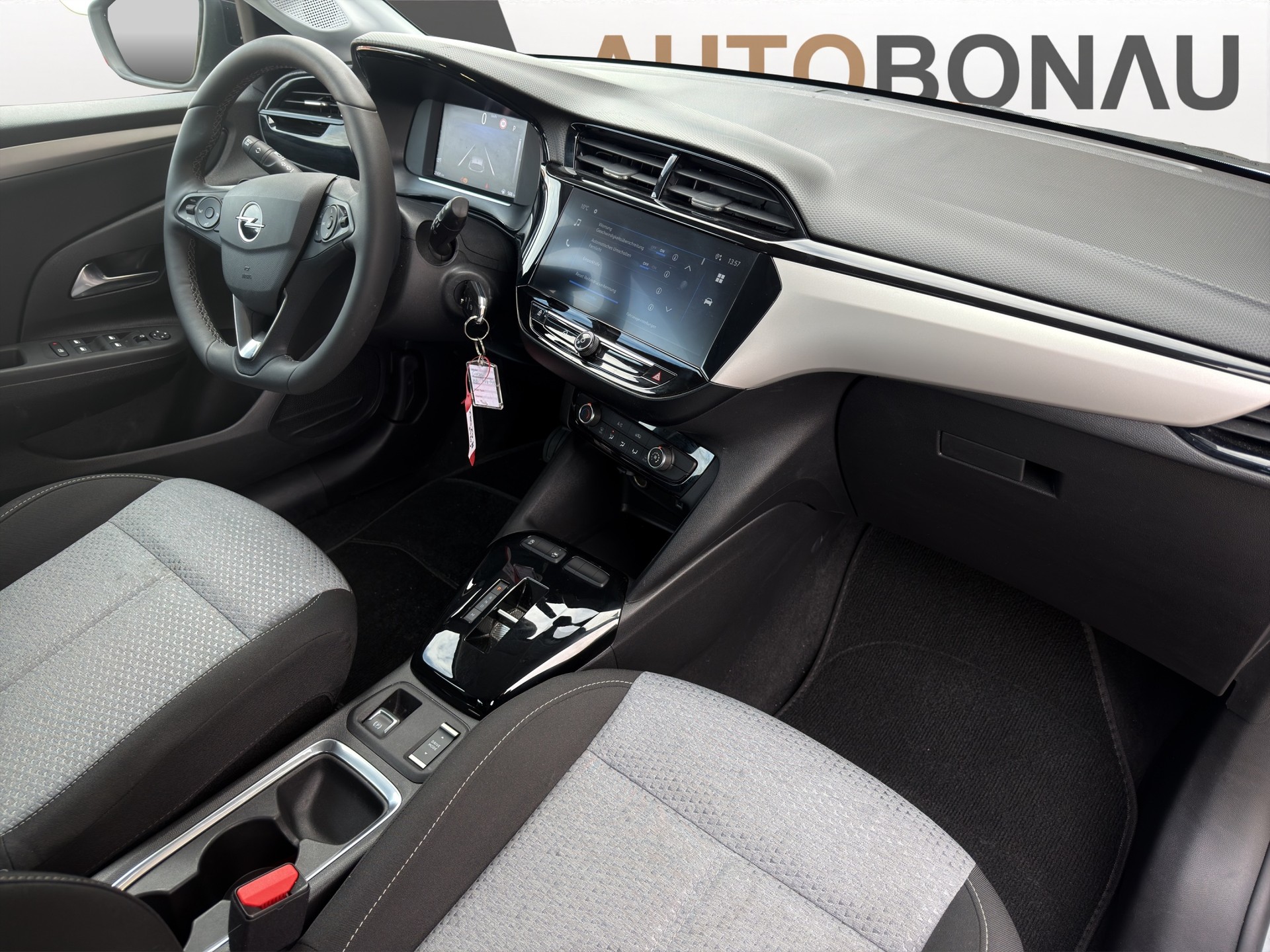 OPEL Corsa 1.2 T Edition-image-10