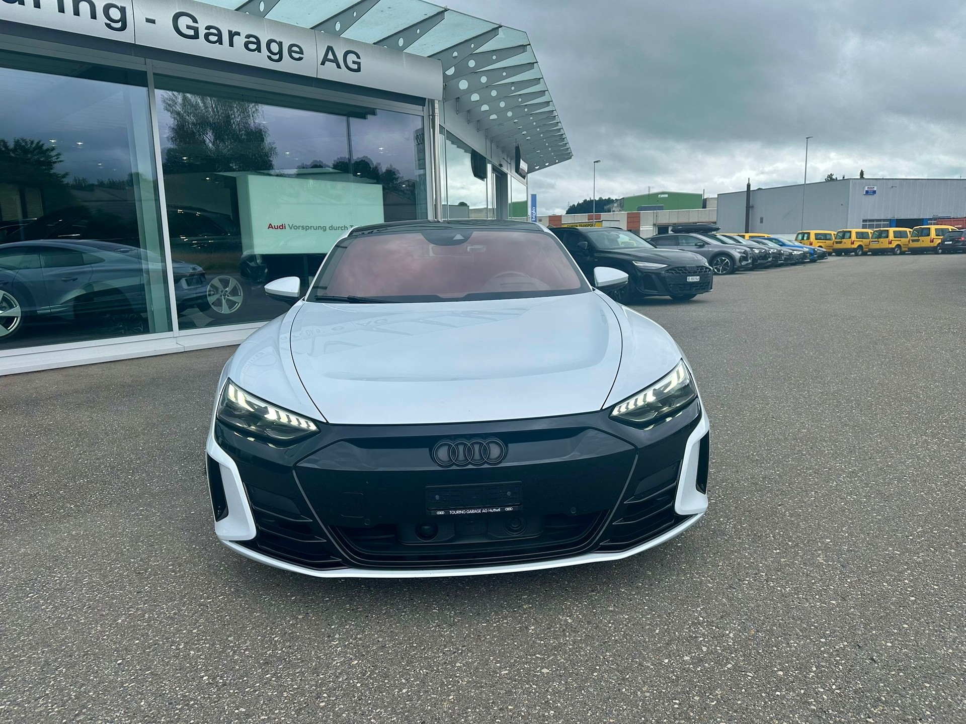 AUDI e-tron GT quattro-image-10