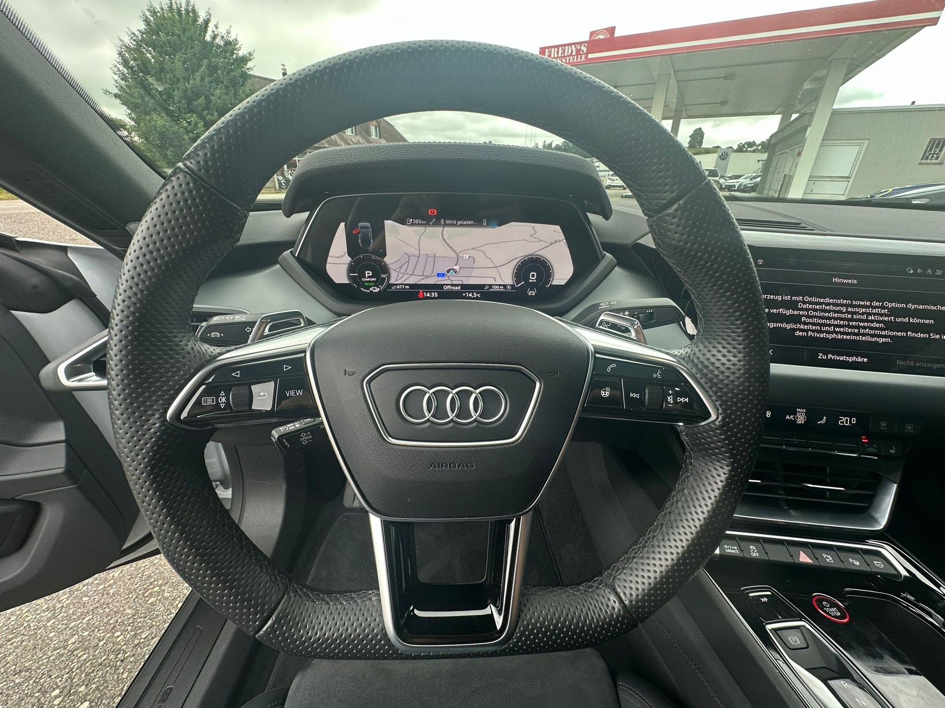 AUDI e-tron GT quattro-image-19