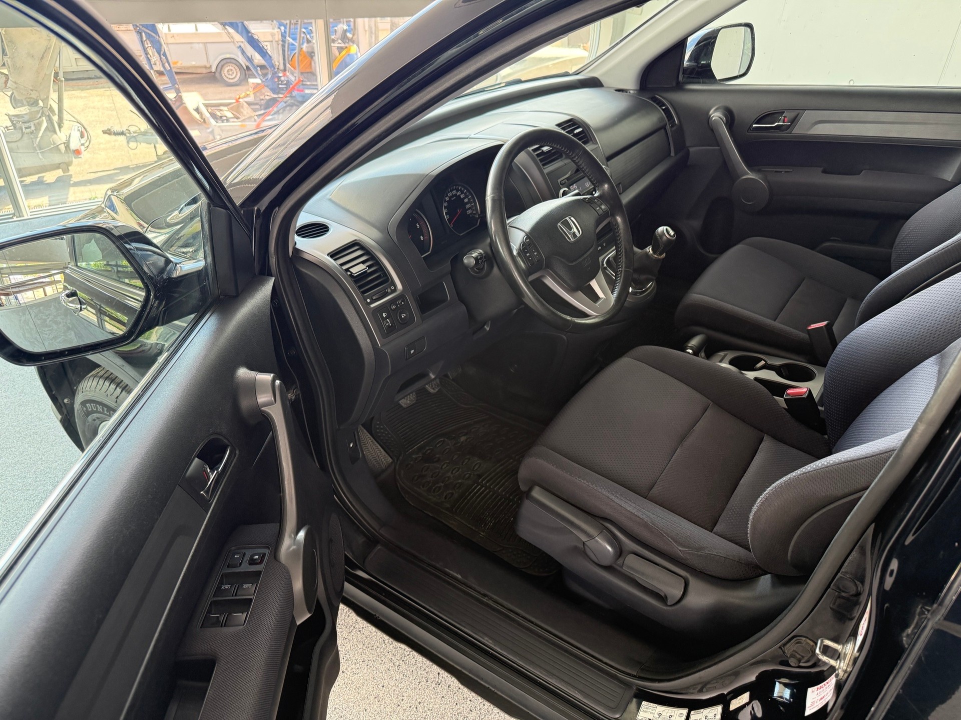 HONDA CR-V 2.2 i-CTDi 4WD Comfort-image-6