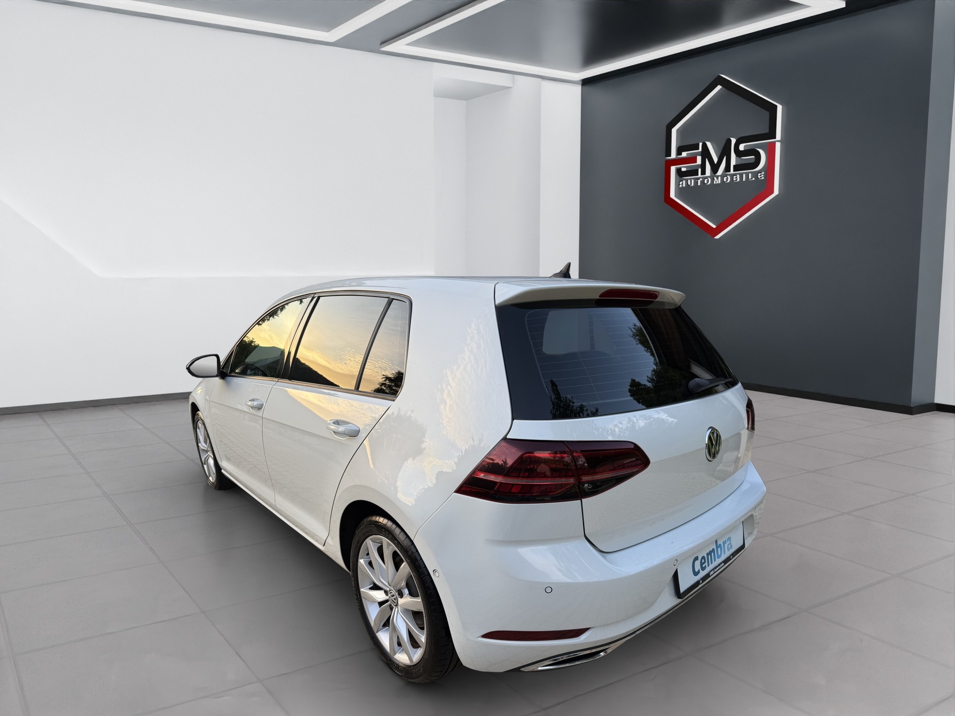 VW Golf 1.4 TSI Highline DSG-image-2