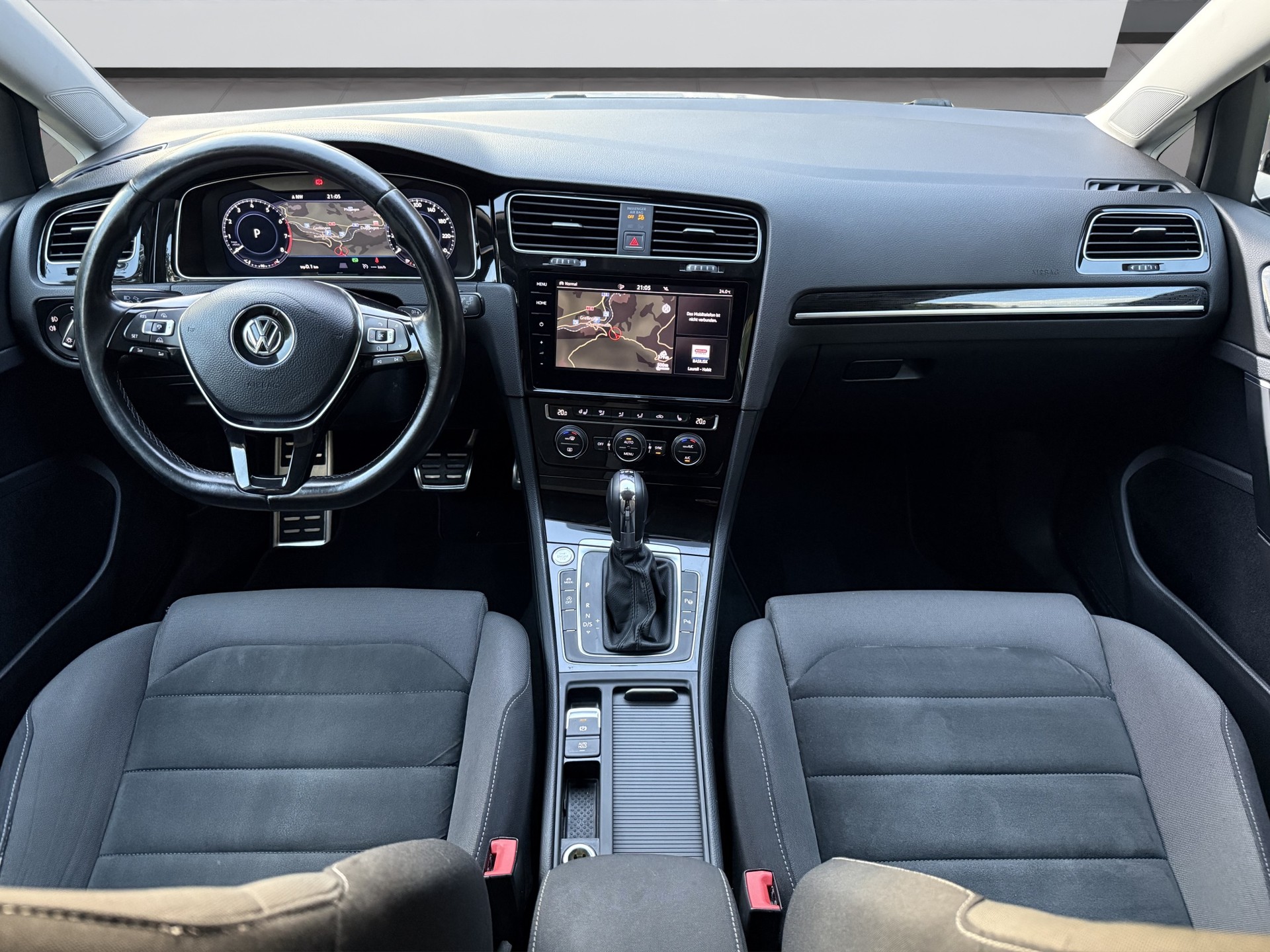 VW Golf 1.4 TSI Highline DSG-image-10