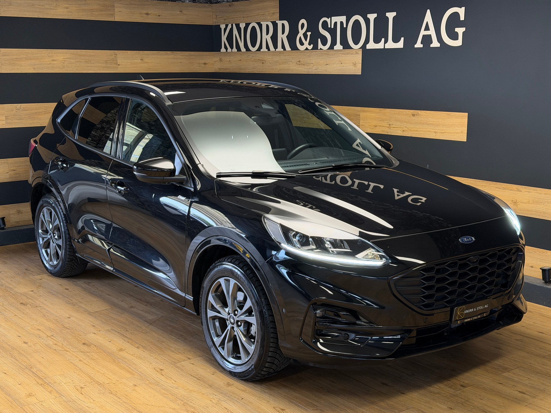 FORD Kuga 2.5 PHEV ST-Line 2WD-image-3