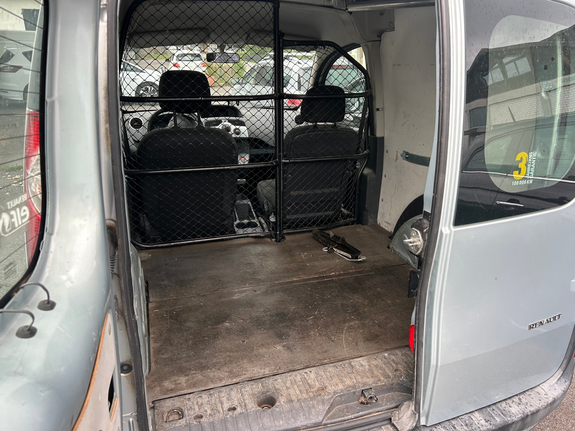RENAULT Kangoo Express Compact 1.5 dCi 90-image-5