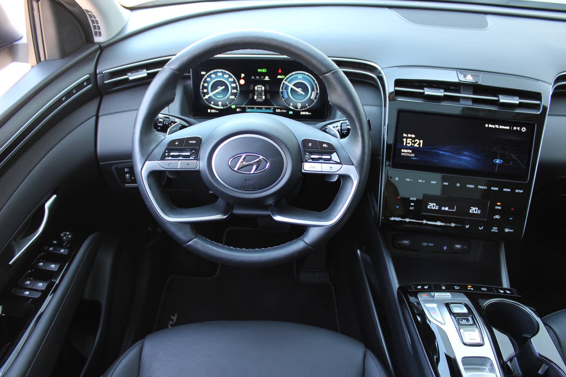 HYUNDAI Tucson 1.6 TGDI PHEV Vertex 4WD-image-6