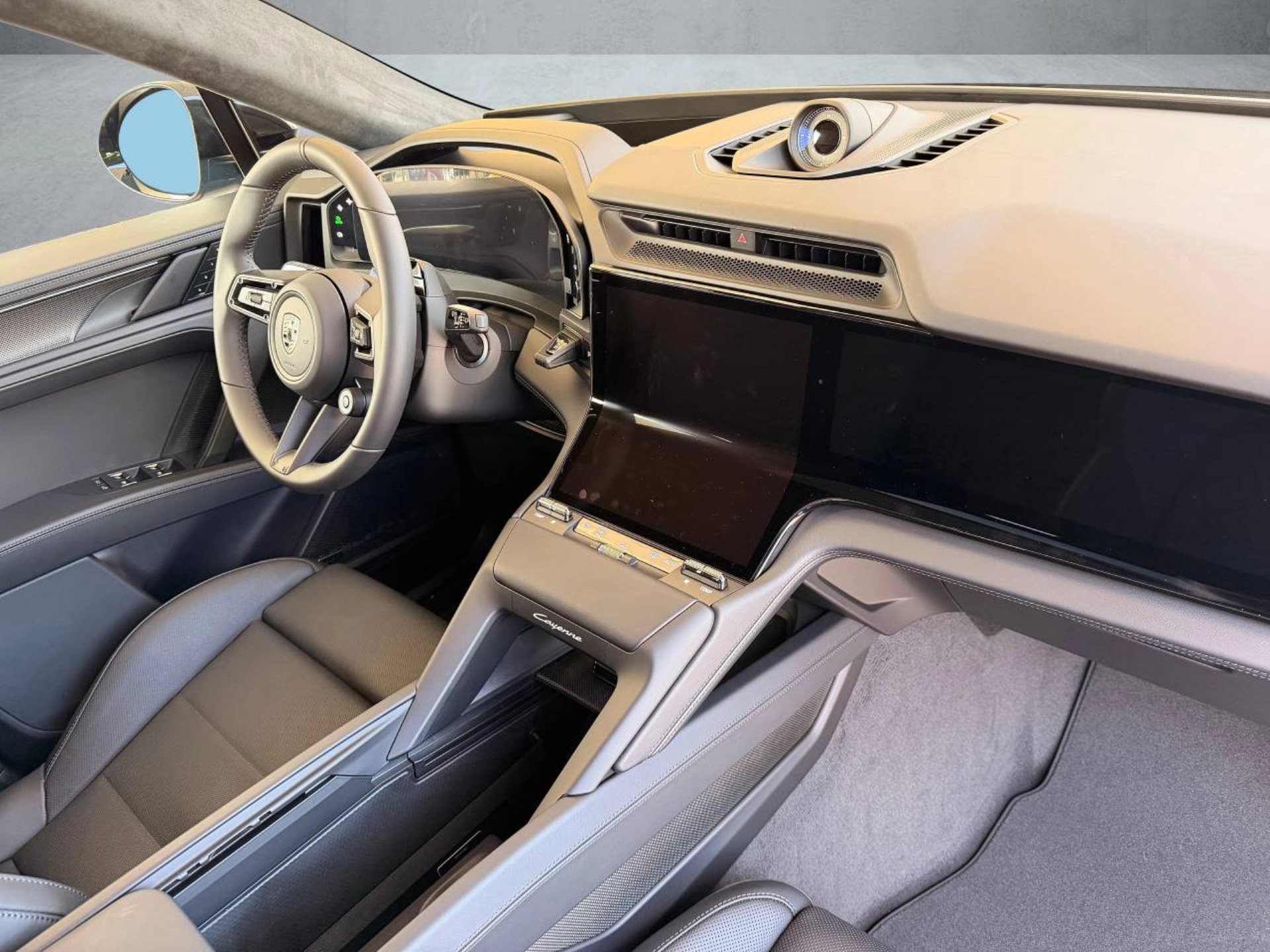 PORSCHE Cayenne Turbo Electric-image-27