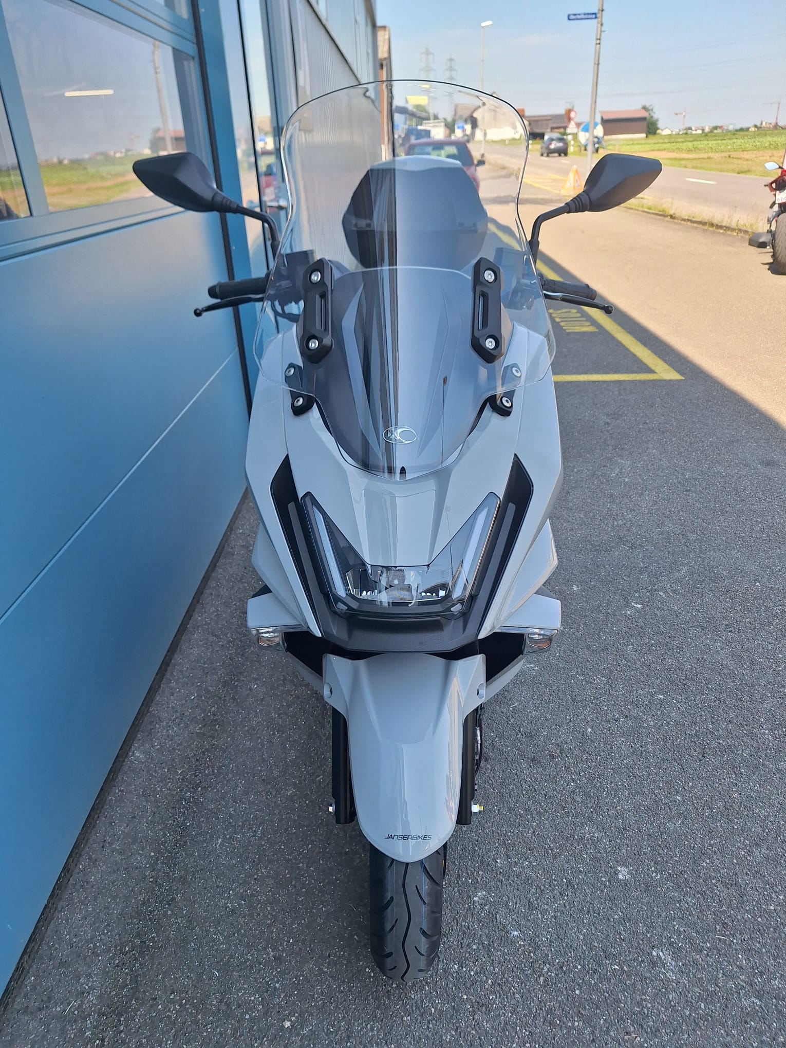 KYMCO X-Town 125-image-2