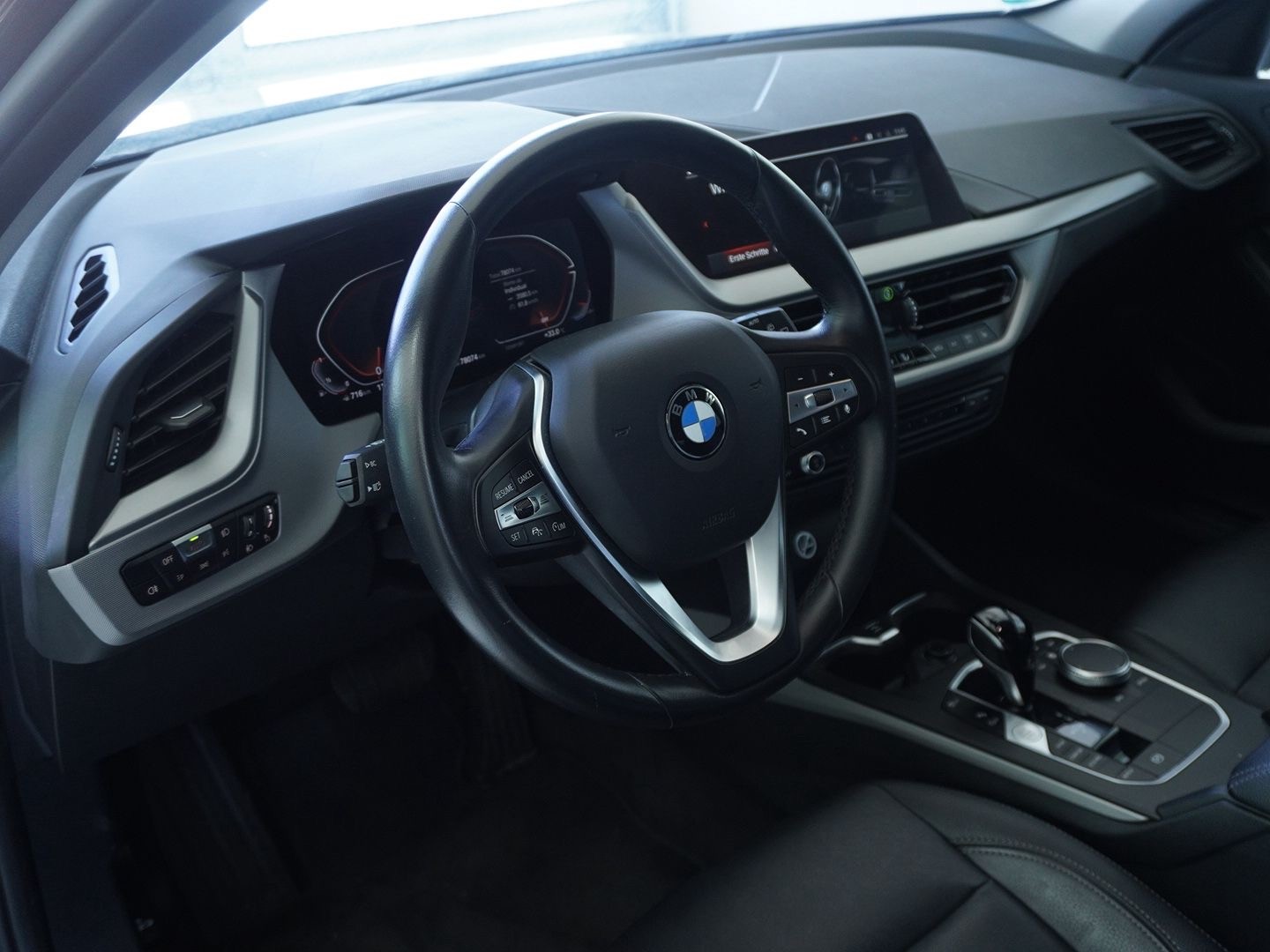 BMW 118i Steptronic-image-2