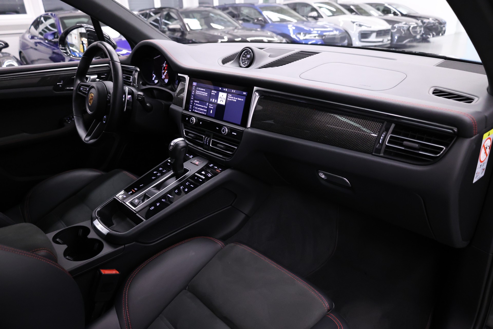 PORSCHE Macan 2.9 V6 GTS-image-17