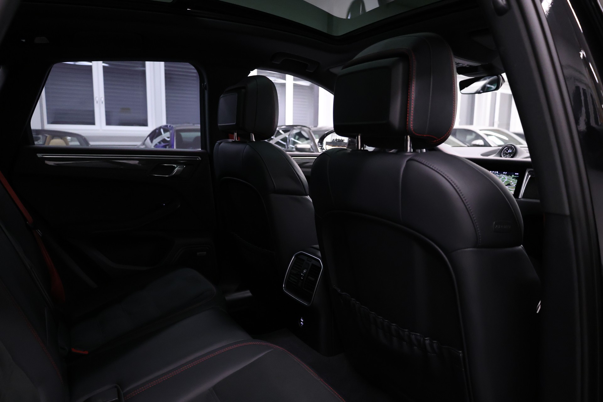 PORSCHE Macan 2.9 V6 GTS-image-29