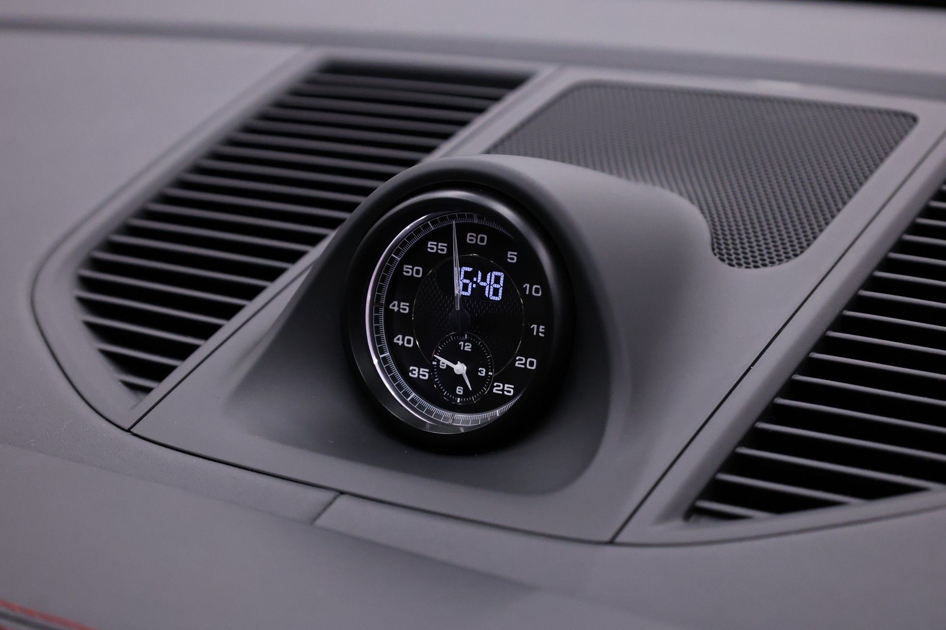 PORSCHE Macan 2.9 V6 GTS-image-38