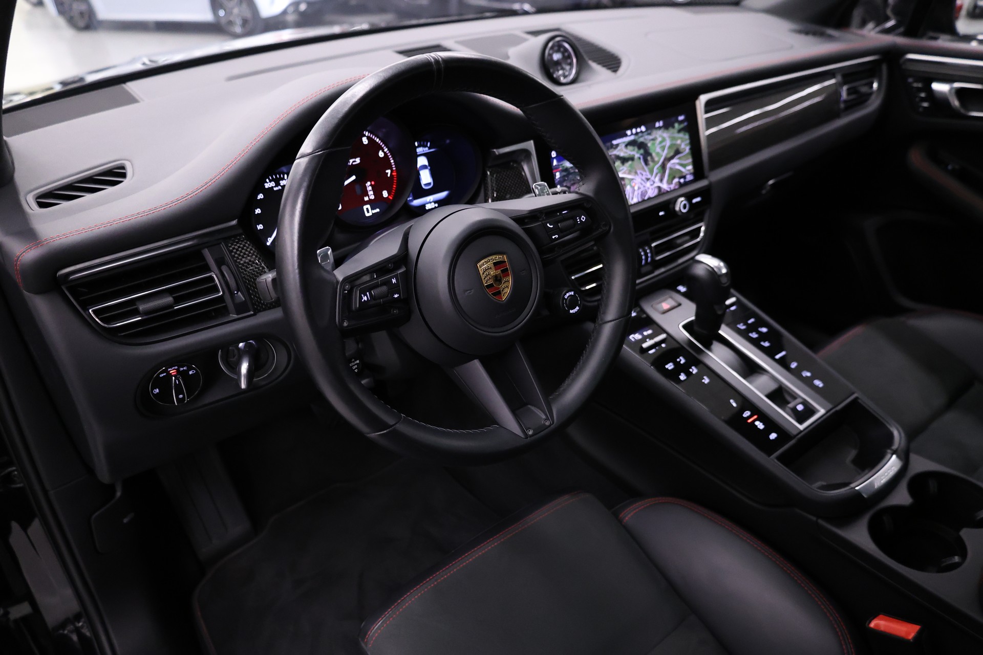 PORSCHE Macan 2.9 V6 GTS-image-15