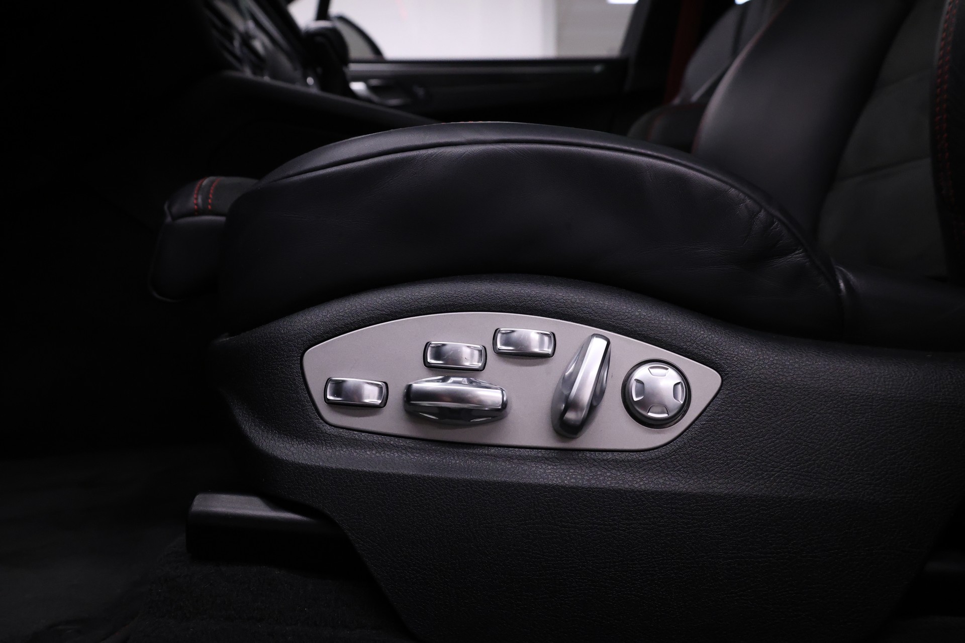 PORSCHE Macan 2.9 V6 GTS-image-21