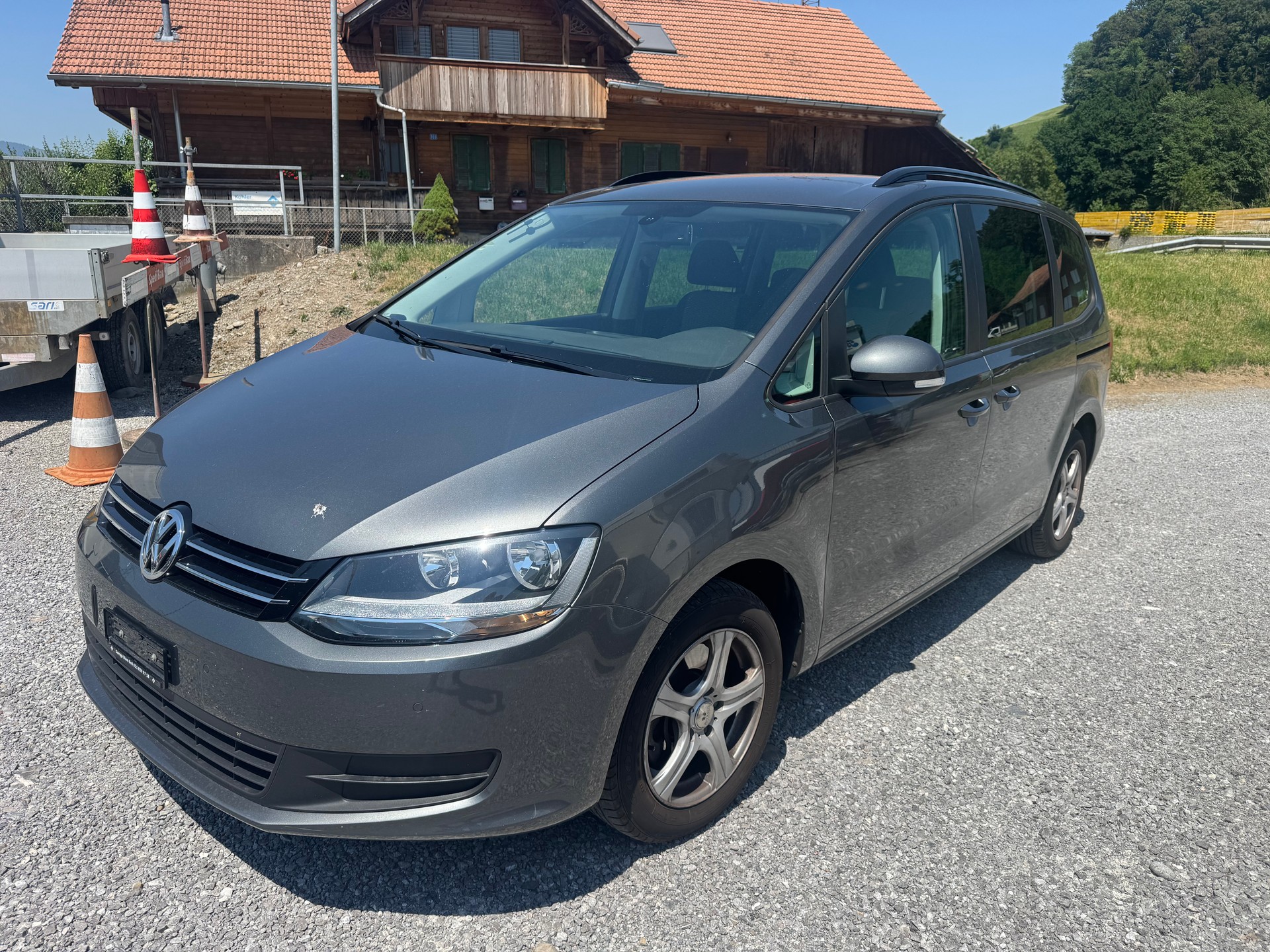 VW Sharan 2.0 TDI BlueMotion Technology Trendline-image-0