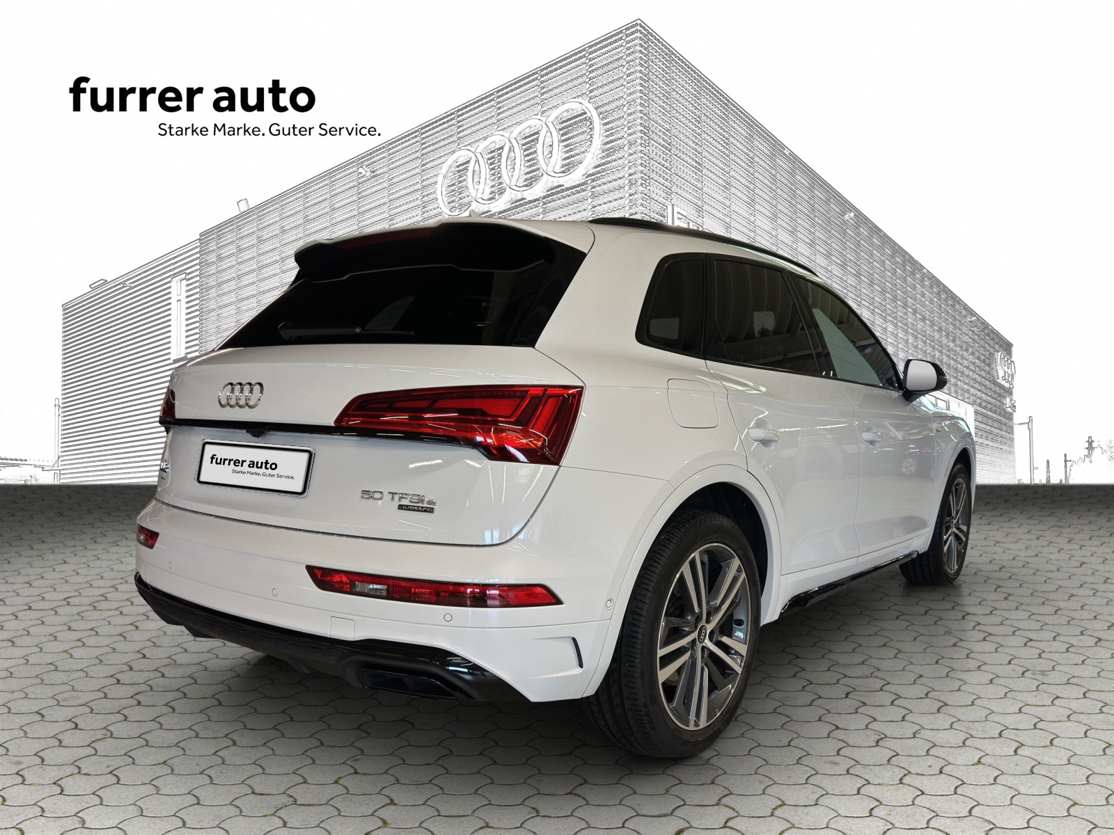AUDI Q5 50 TFSI e PHEV Black Edition quattro S-tronic-image-4