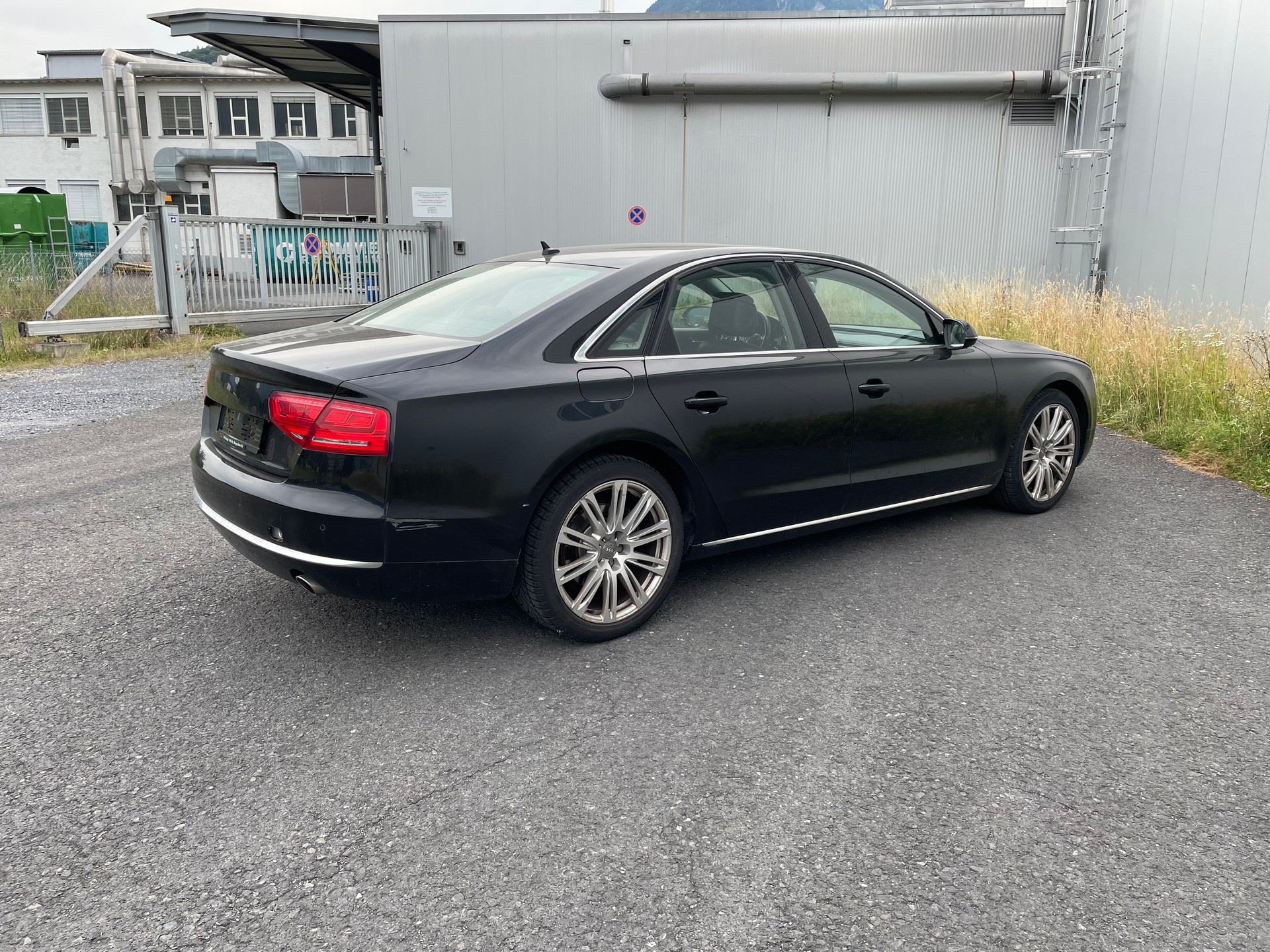 AUDI Audi A8 3.0 TDI Quattro-image-8
