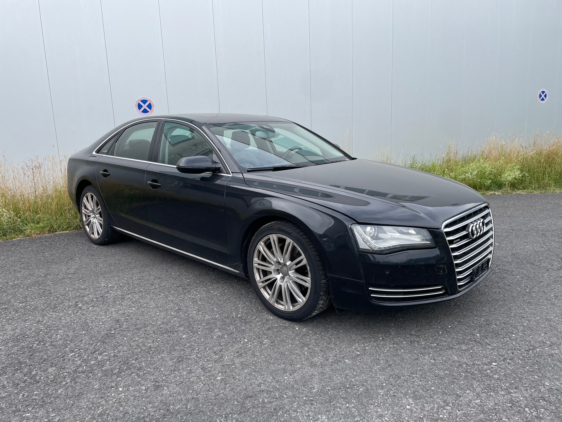 AUDI Audi A8 3.0 TDI Quattro-image-4