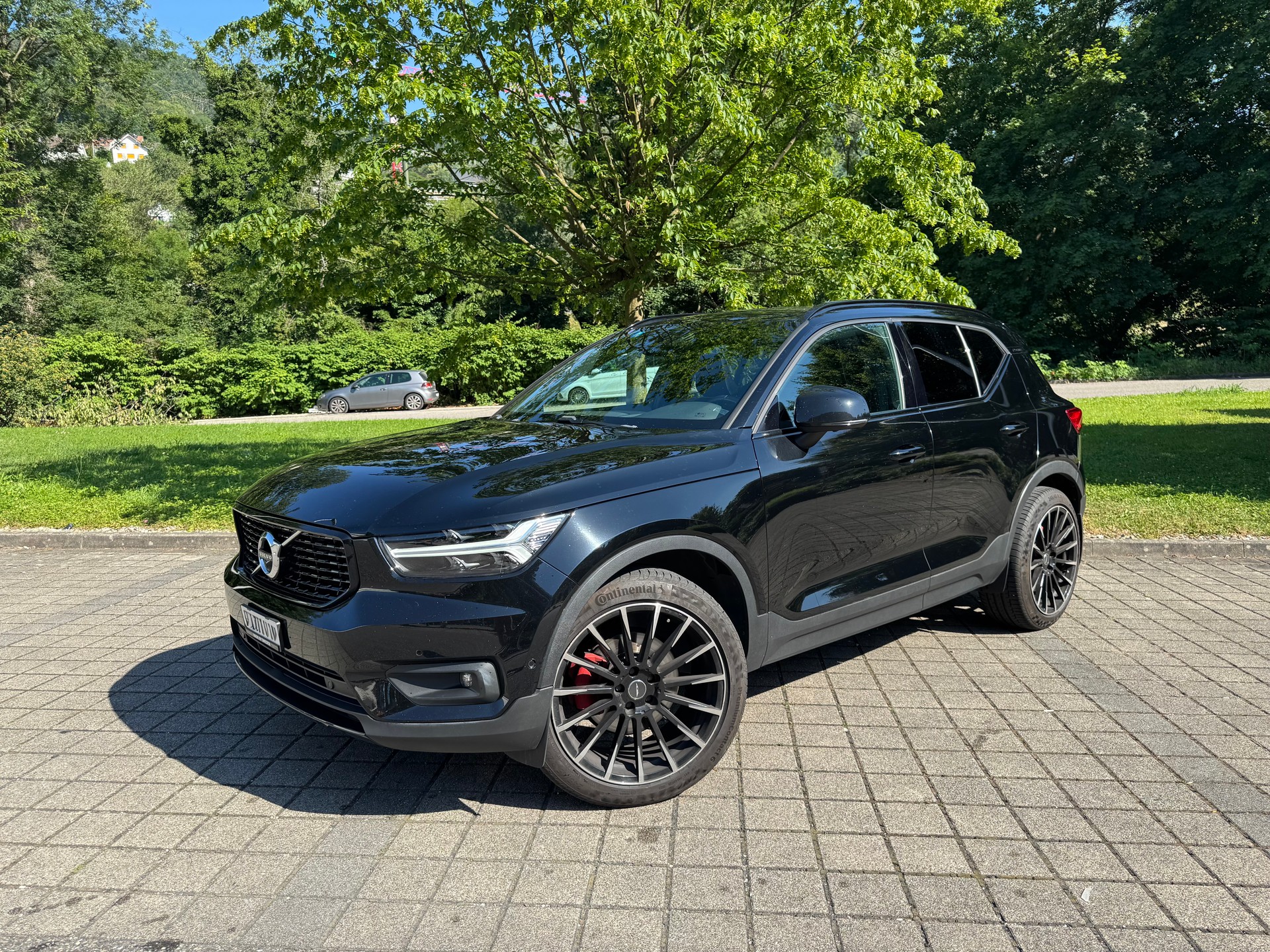 VOLVO 2.0 T5 R-Design AWD-image-0