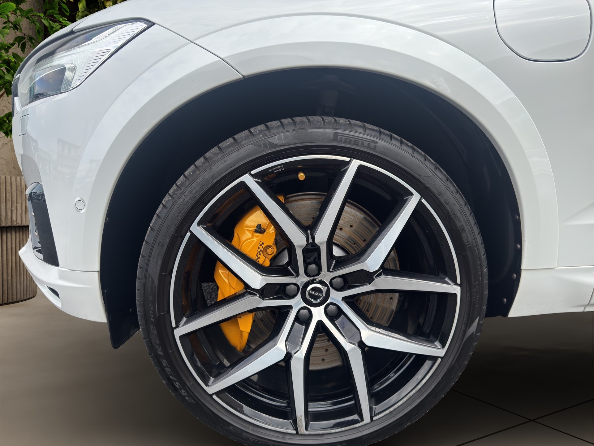VOLVO XC60 2.0 T8 TE Polestar eAWD-image-7