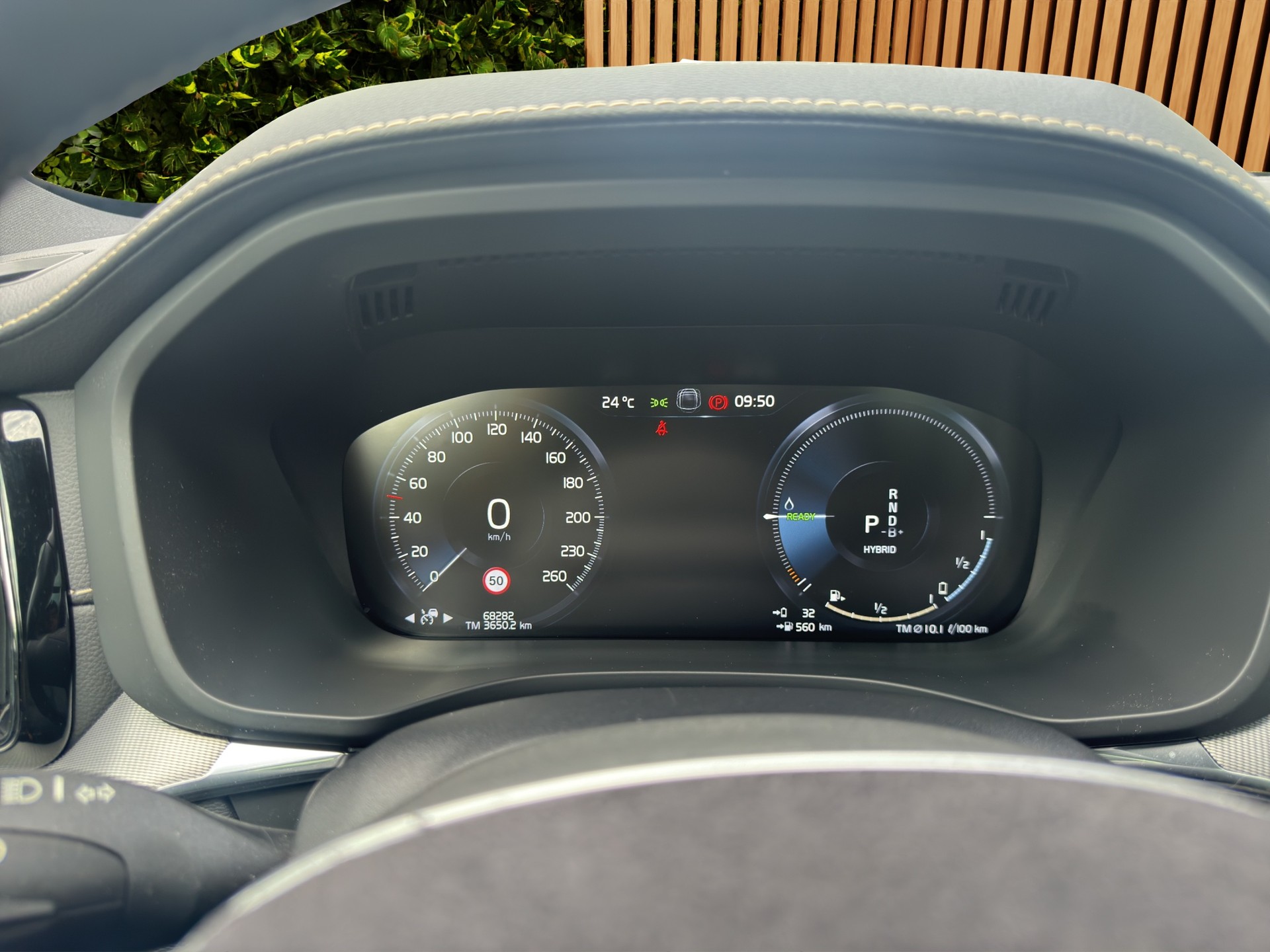 VOLVO XC60 2.0 T8 TE Polestar eAWD-image-11