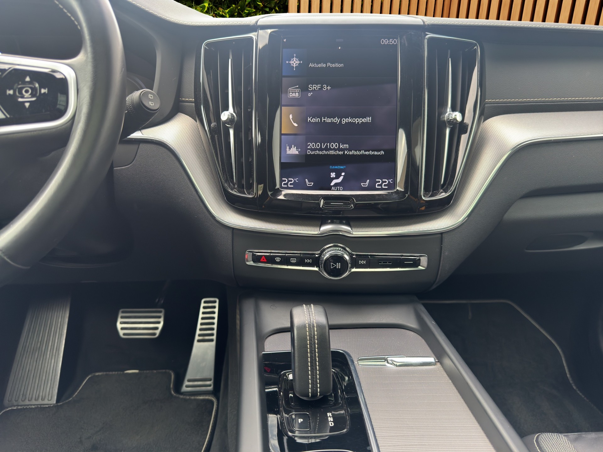 VOLVO XC60 2.0 T8 TE Polestar eAWD-image-10
