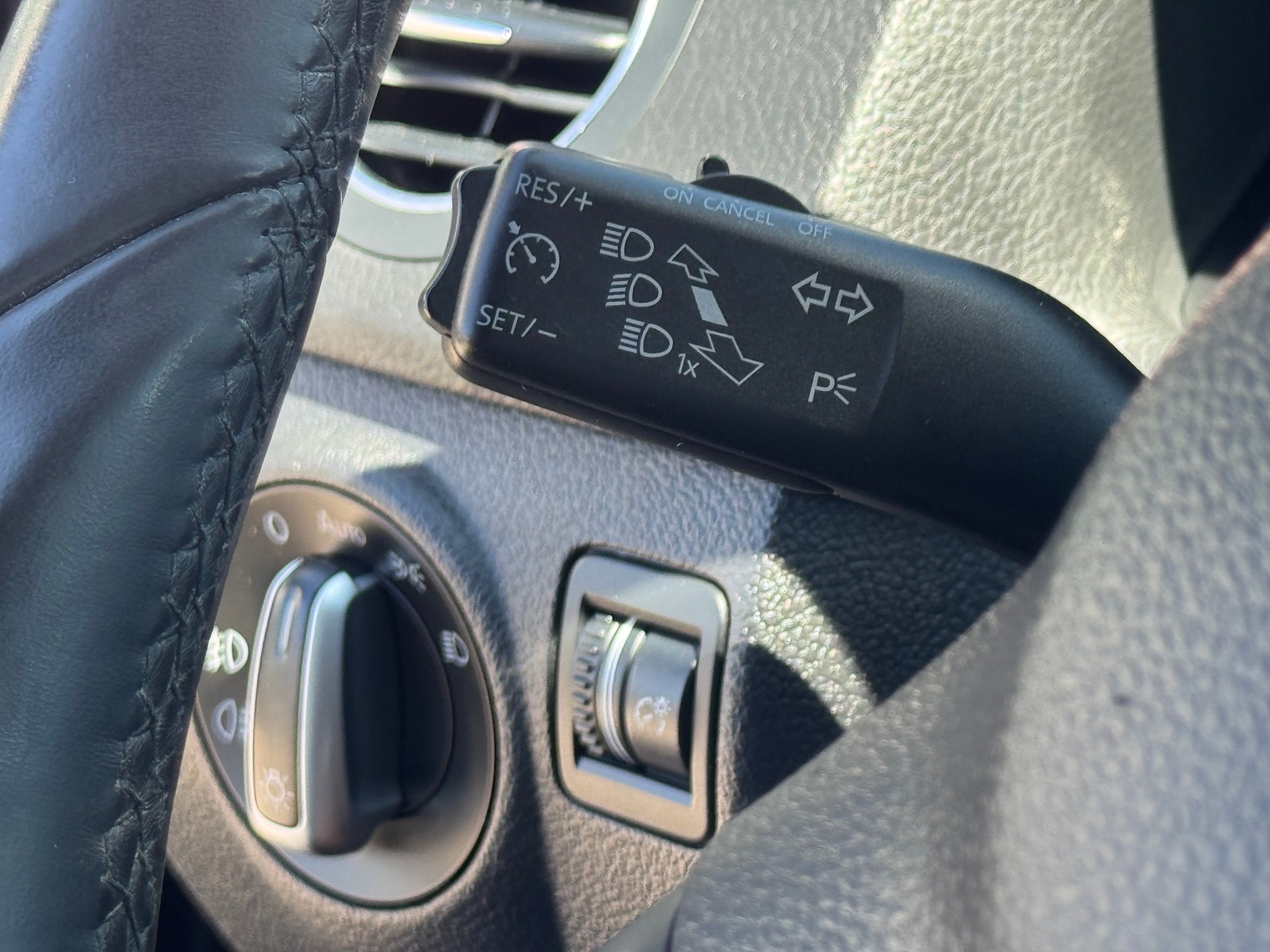 VW Golf Plus 1.2 TSI Team DSG-image-15