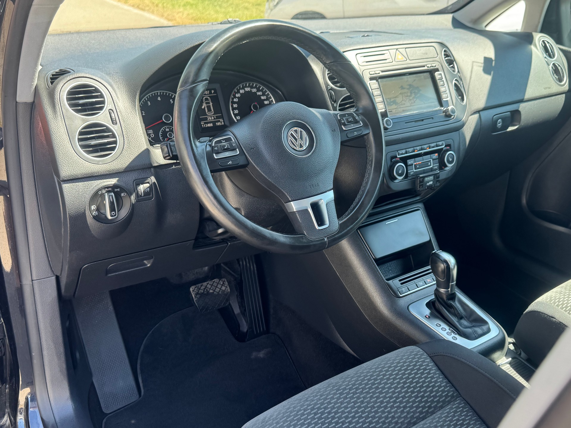 VW Golf Plus 1.2 TSI Team DSG-image-6