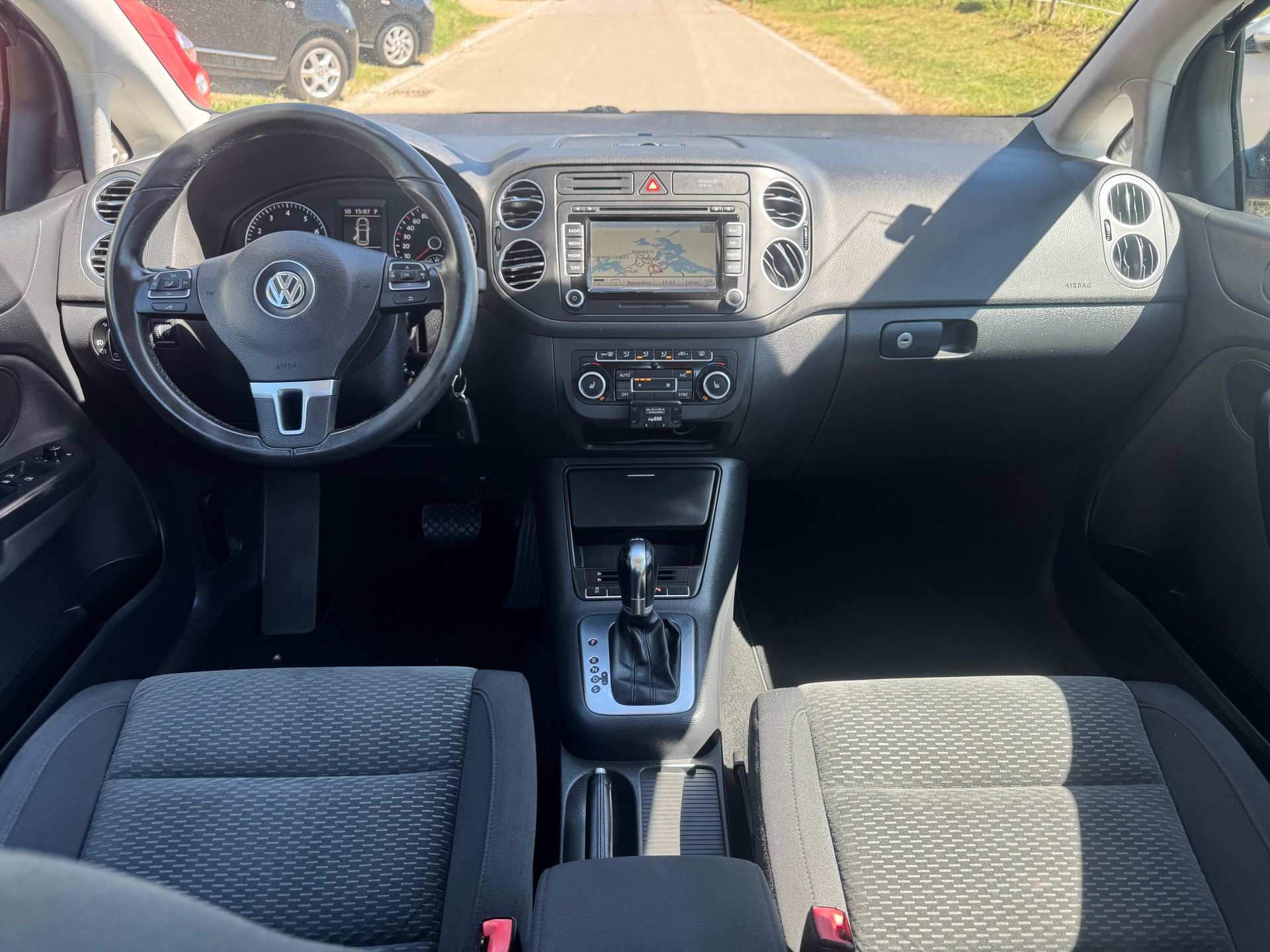 VW Golf Plus 1.2 TSI Team DSG-image-7