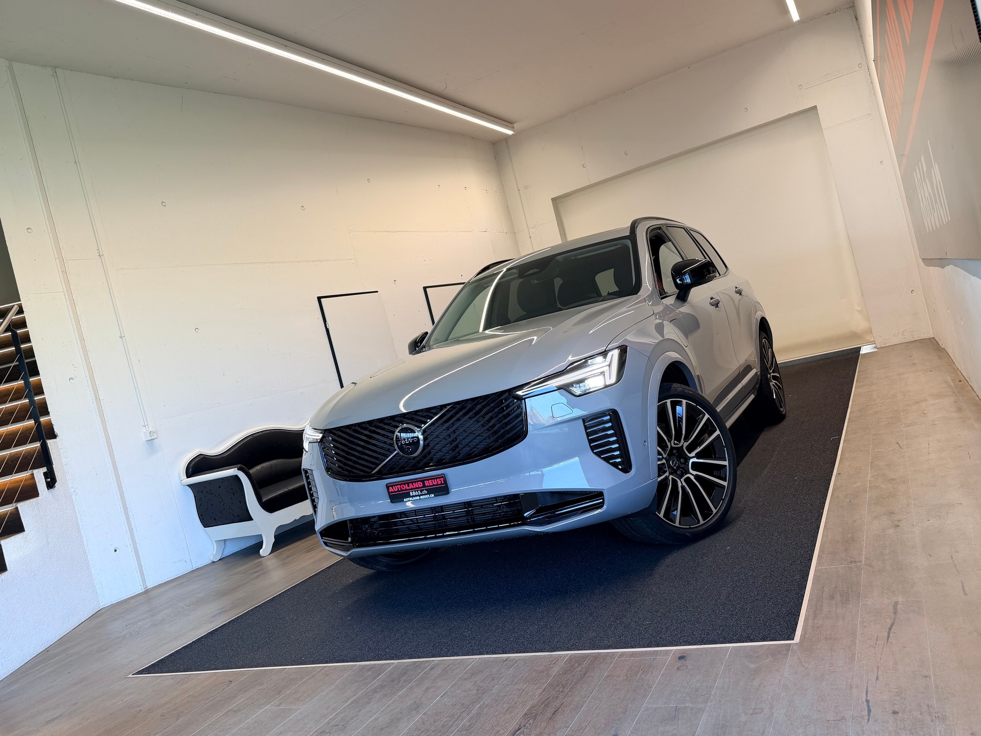 VOLVO XC90 T8 eAWD PluginHybrid Plus Dark Geartronic-image-4