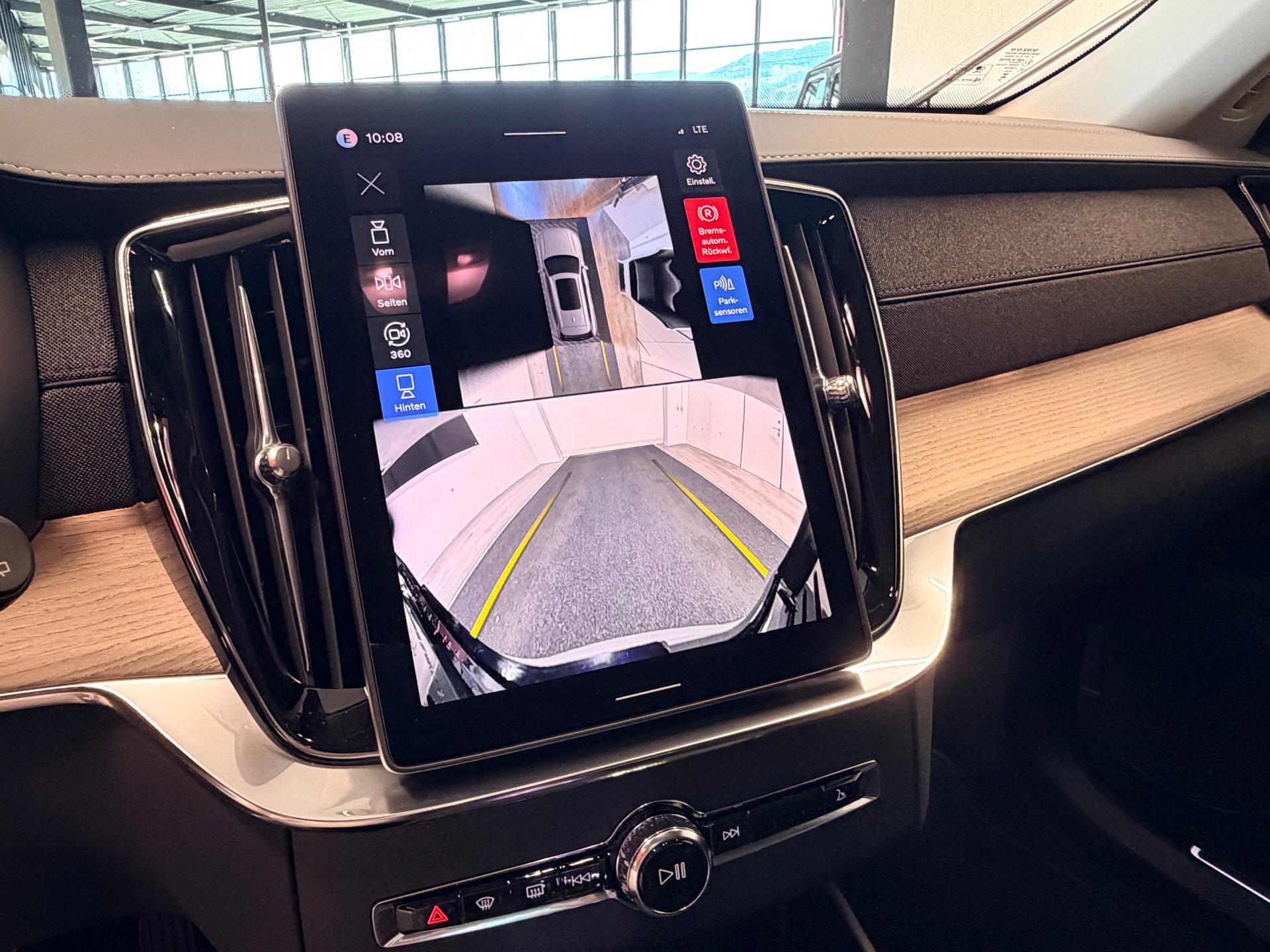 VOLVO XC90 T8 eAWD PluginHybrid Plus Dark Geartronic-image-28