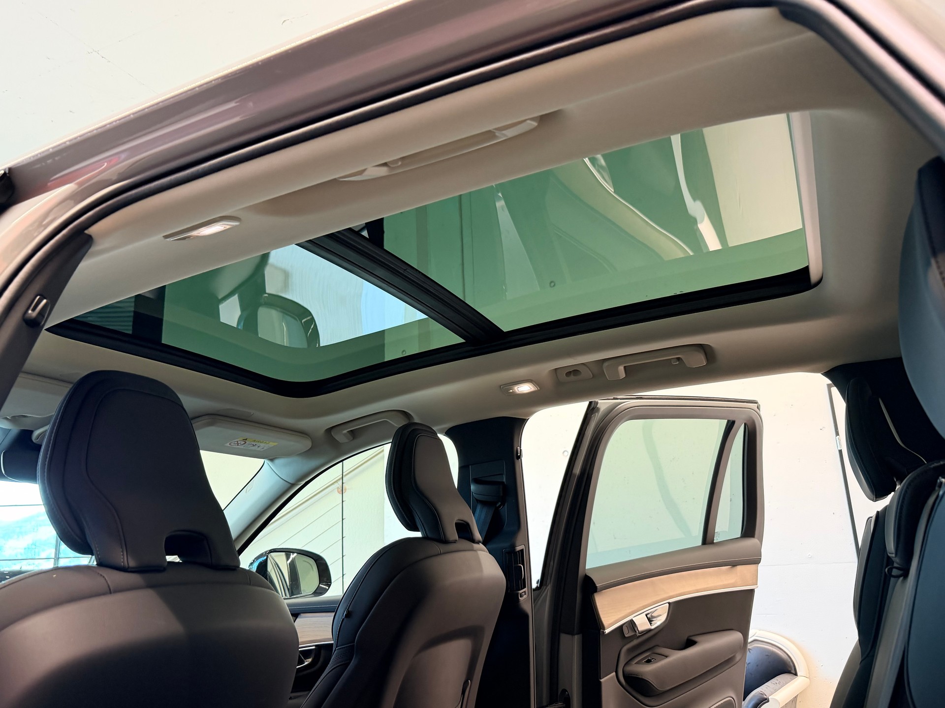 VOLVO XC90 T8 eAWD PluginHybrid Plus Dark Geartronic-image-20
