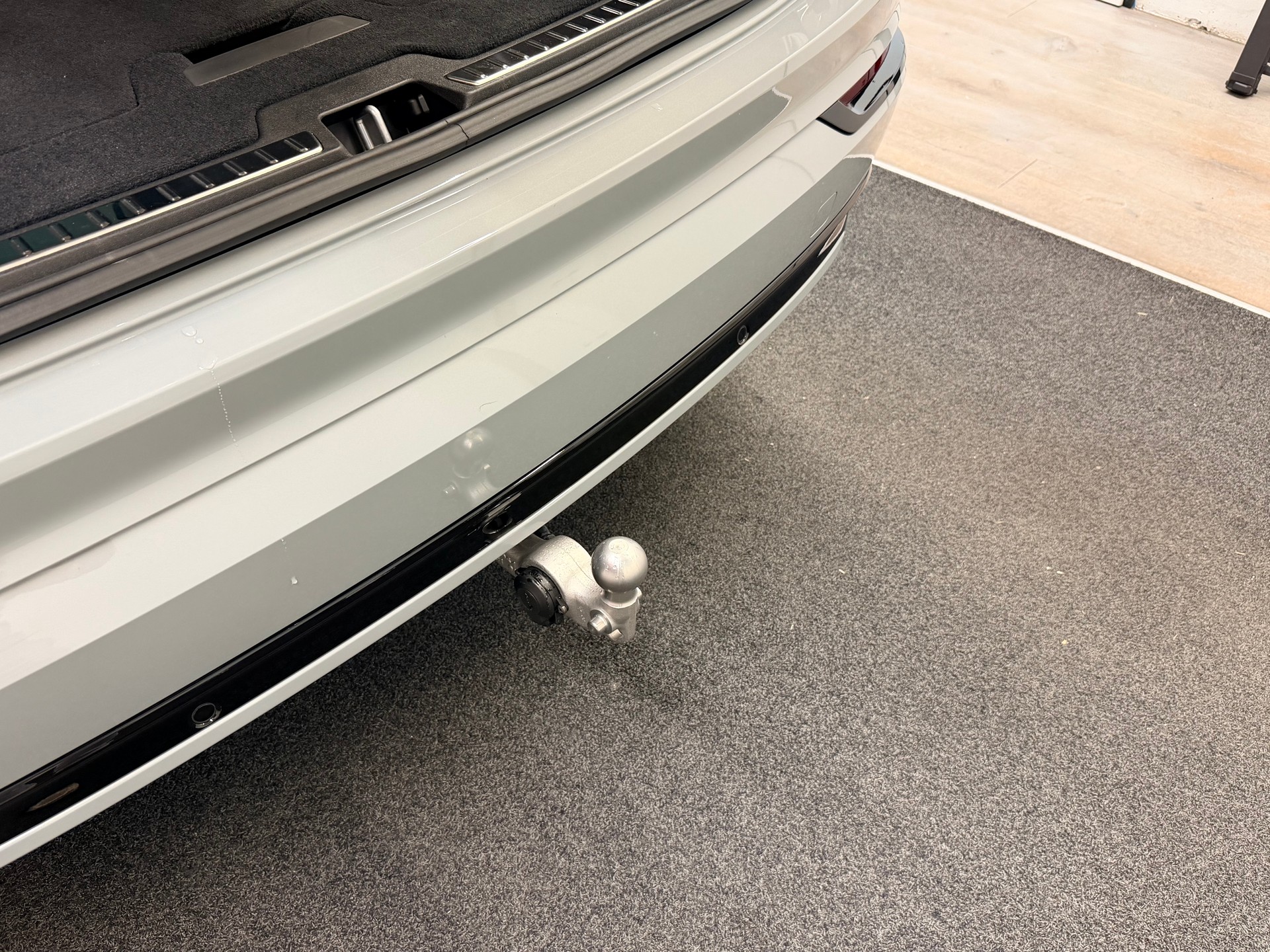 VOLVO XC90 T8 eAWD PluginHybrid Plus Dark Geartronic-image-11