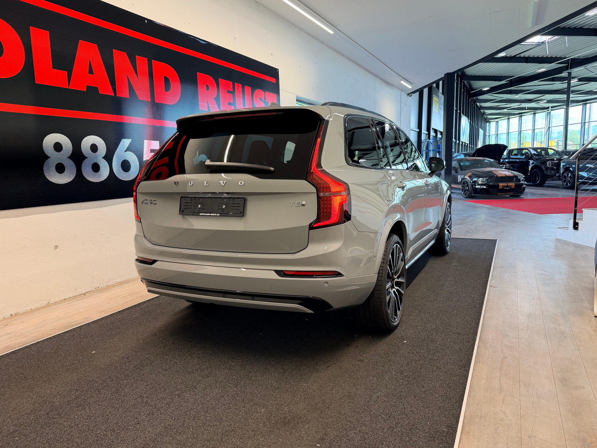 VOLVO XC90 T8 eAWD PluginHybrid Plus Dark Geartronic-image-7