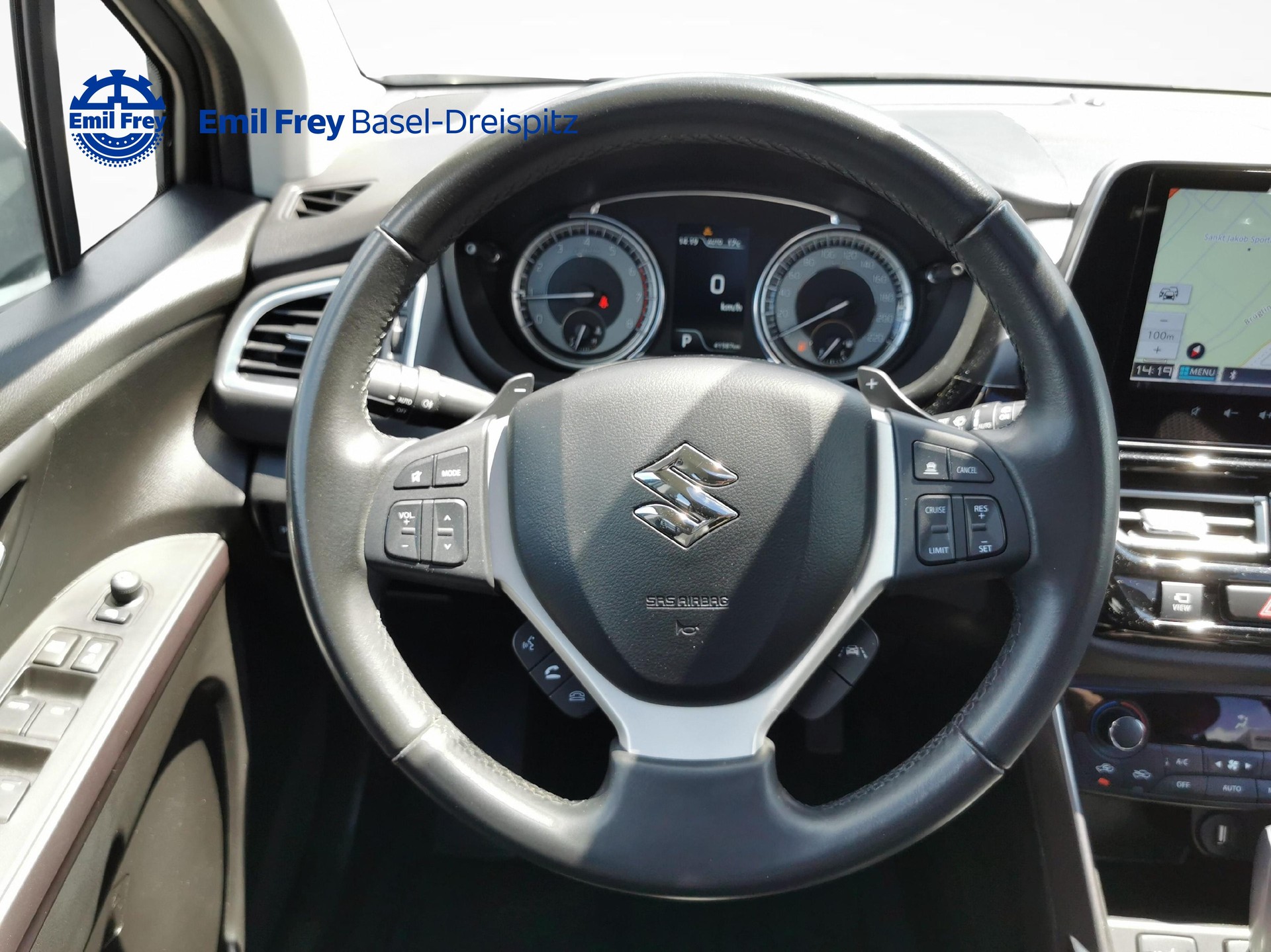 SUZUKI S-Cross 1.4 T Compact Top Hybrid 4x4-image-4