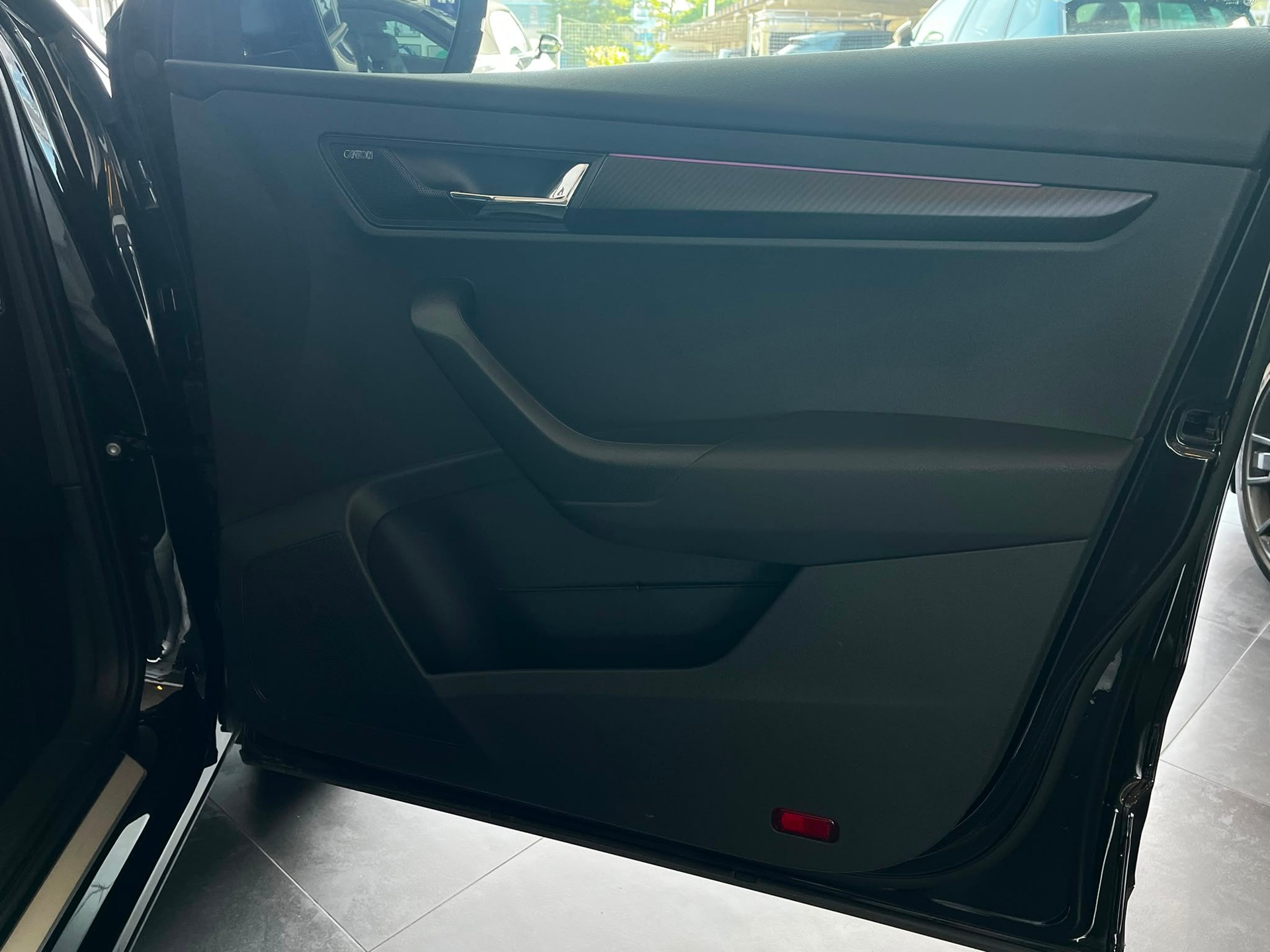 SKODA Karoq 2.0 TSI SportLine 4x4 DSG-image-26