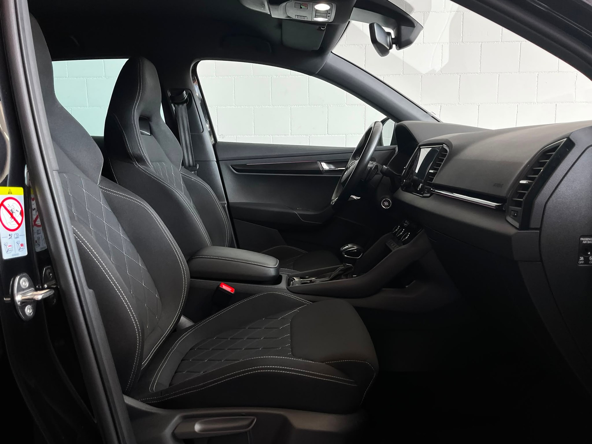 SKODA Karoq 2.0 TSI SportLine 4x4 DSG-image-15