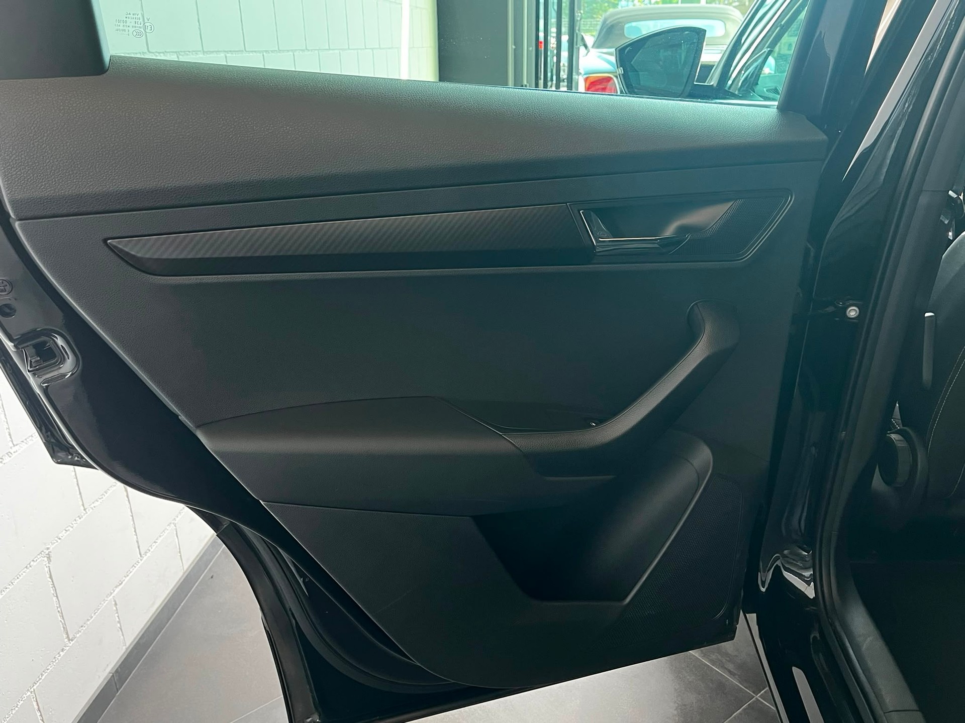 SKODA Karoq 2.0 TSI SportLine 4x4 DSG-image-24