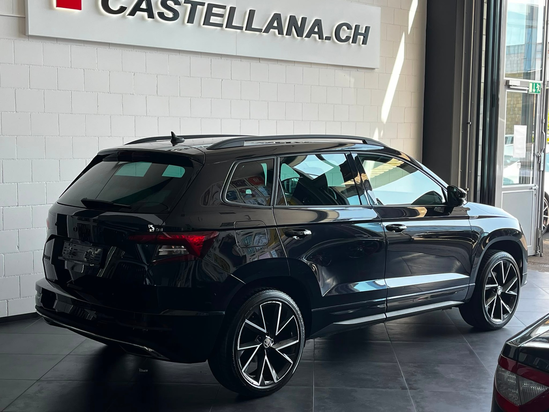 SKODA Karoq 2.0 TSI SportLine 4x4 DSG-image-6